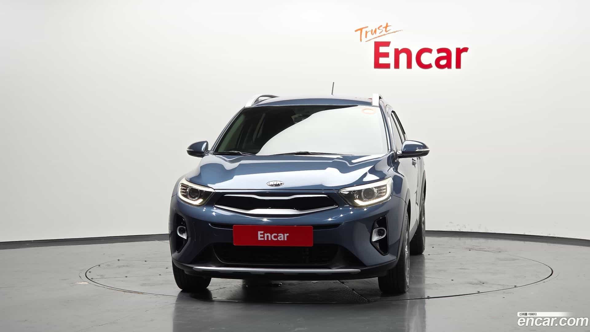 Stonic Kia 2017.9-OUTER-003