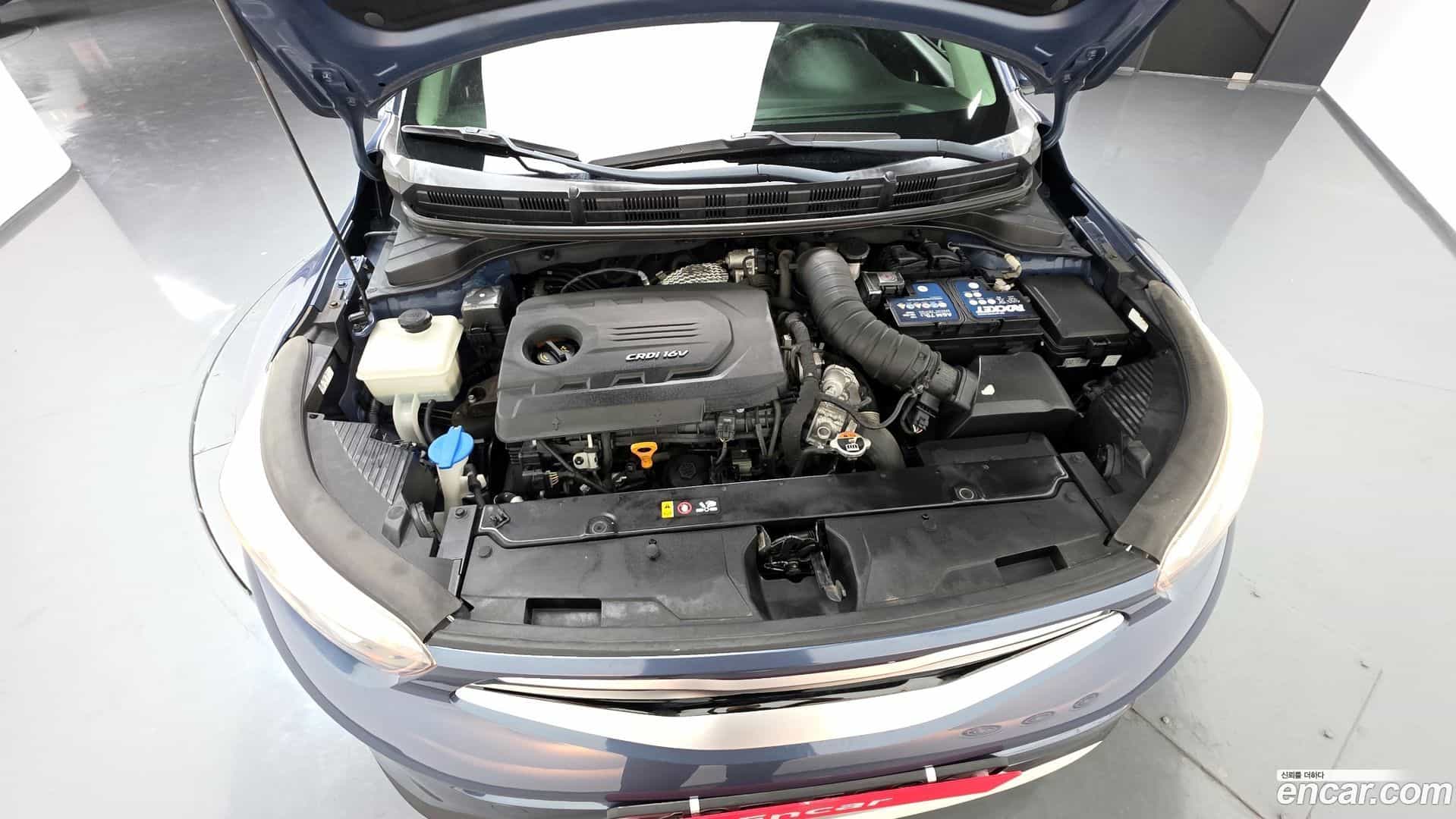 Stonic Kia 2017.9-OUTER-006