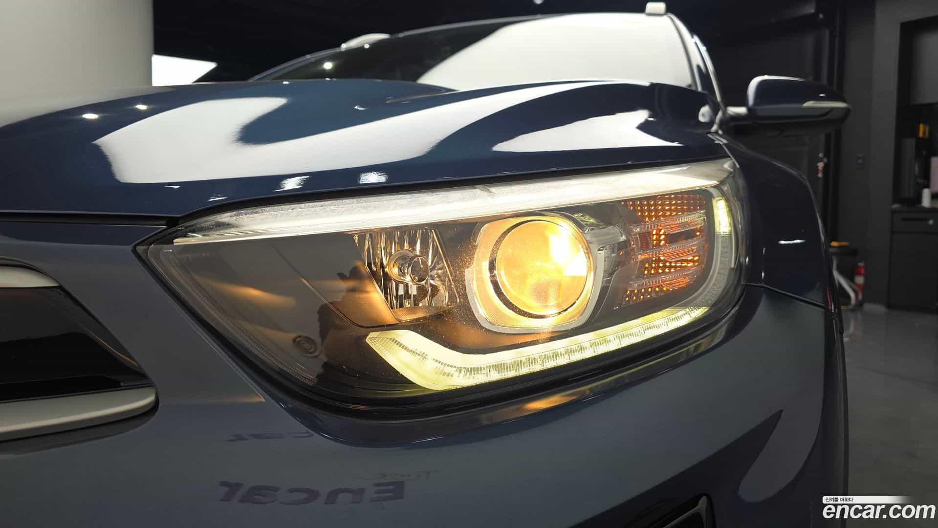 Stonic Kia 2017.9-OUTER-032