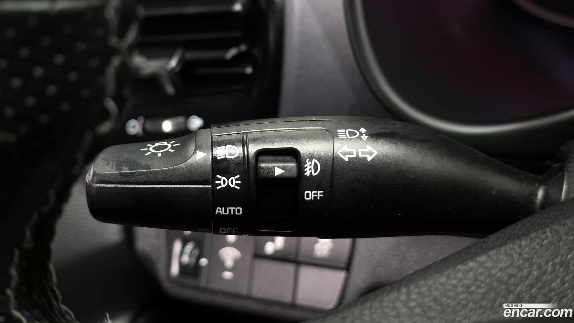 Stonic Kia 2017.9-OPTION-040
