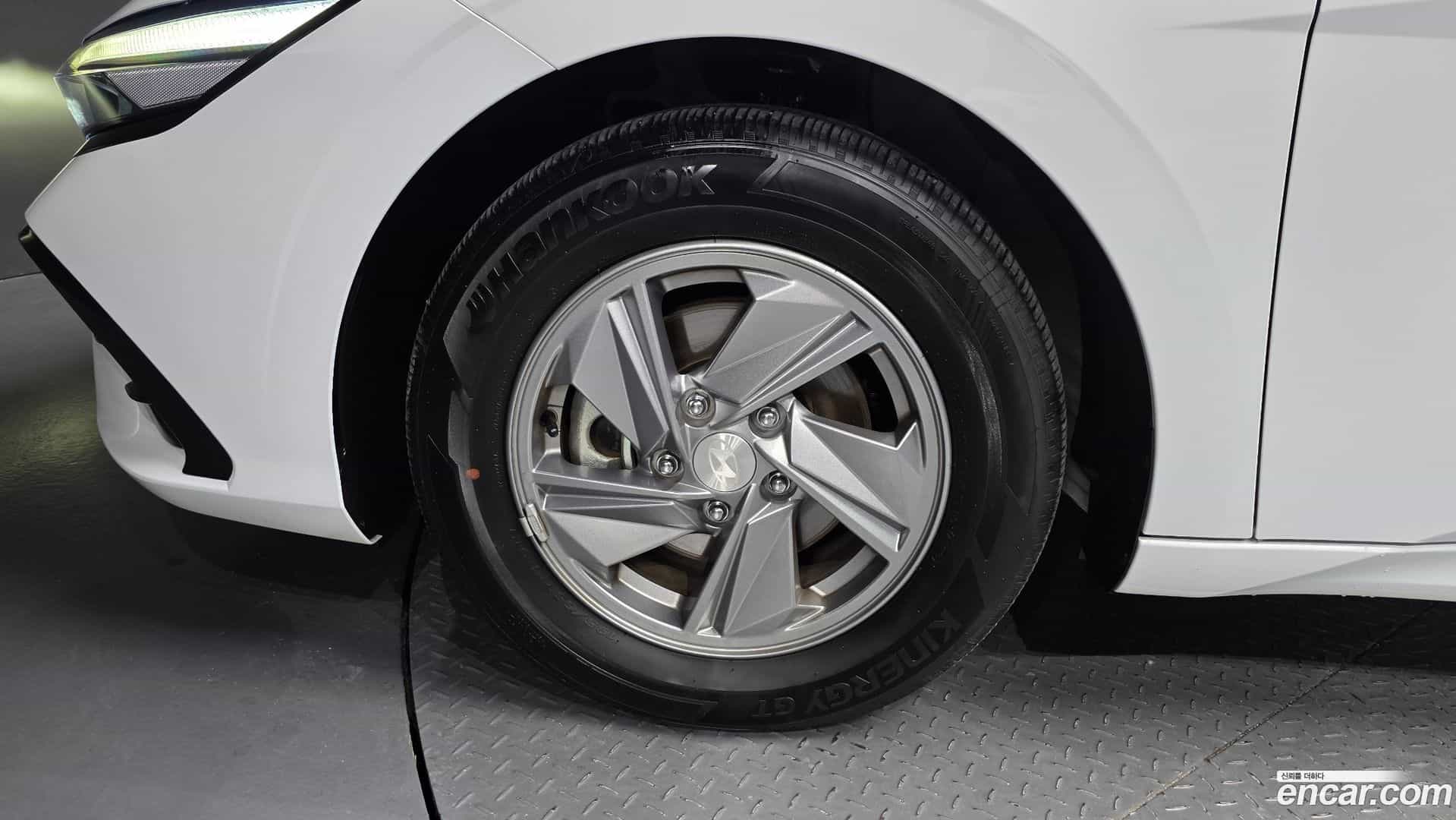 AVANTE Hyundai 2024.0-OUTER-005