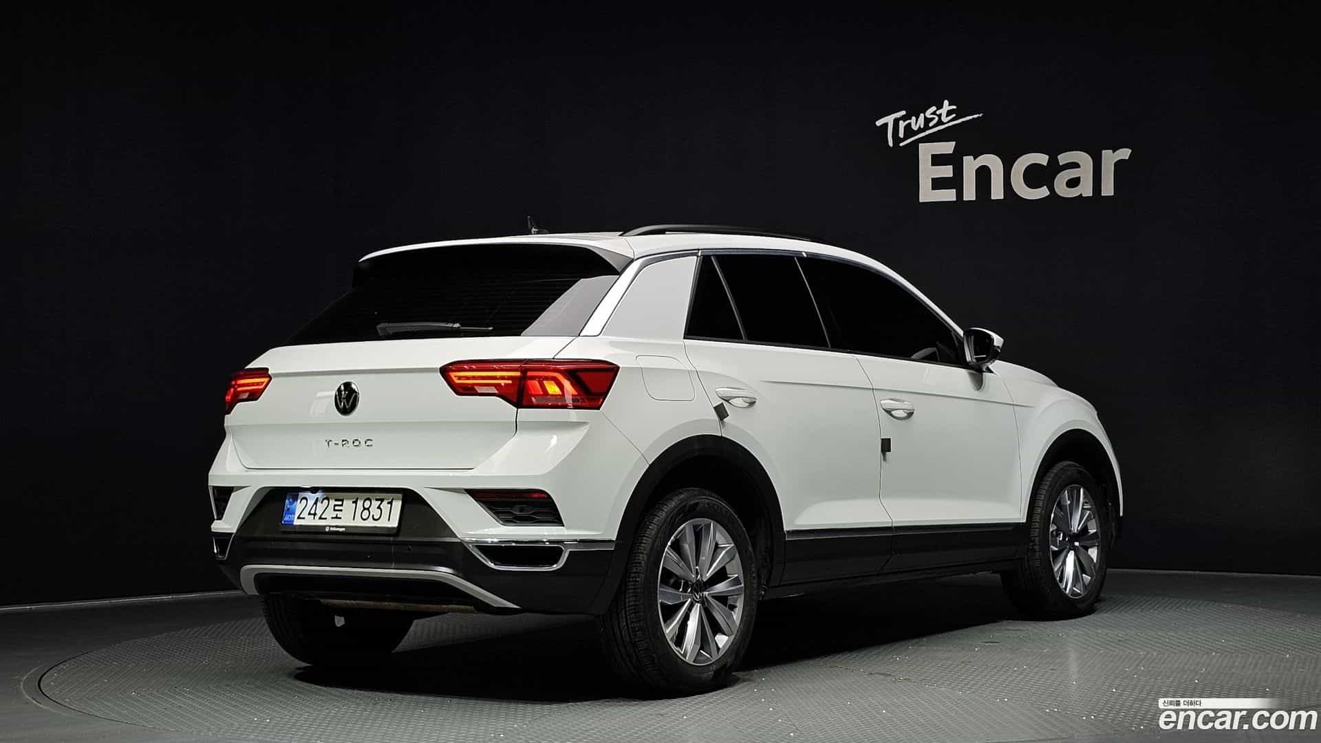 T-Roc Volkswagen 2021.5-OUTER-002