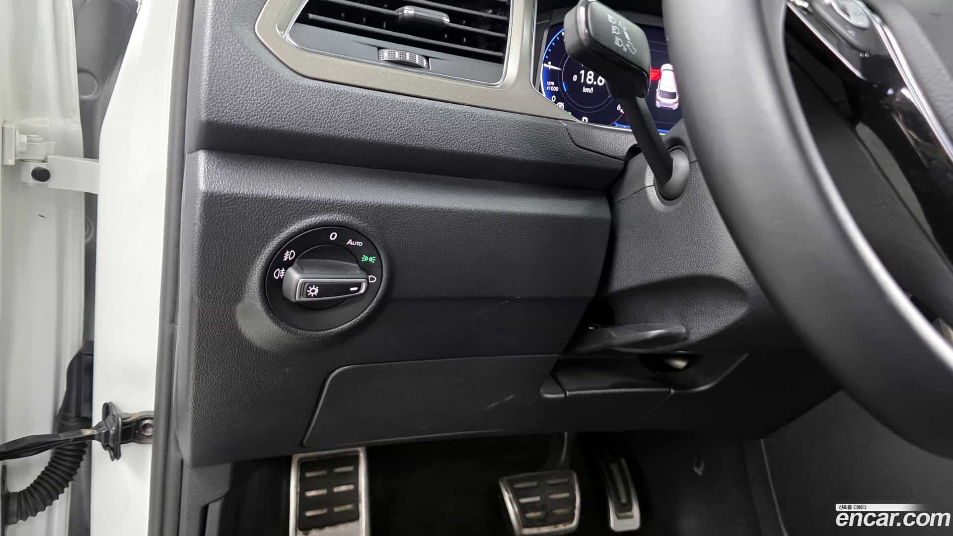 T-Roc Volkswagen 2021.5-OPTION-020