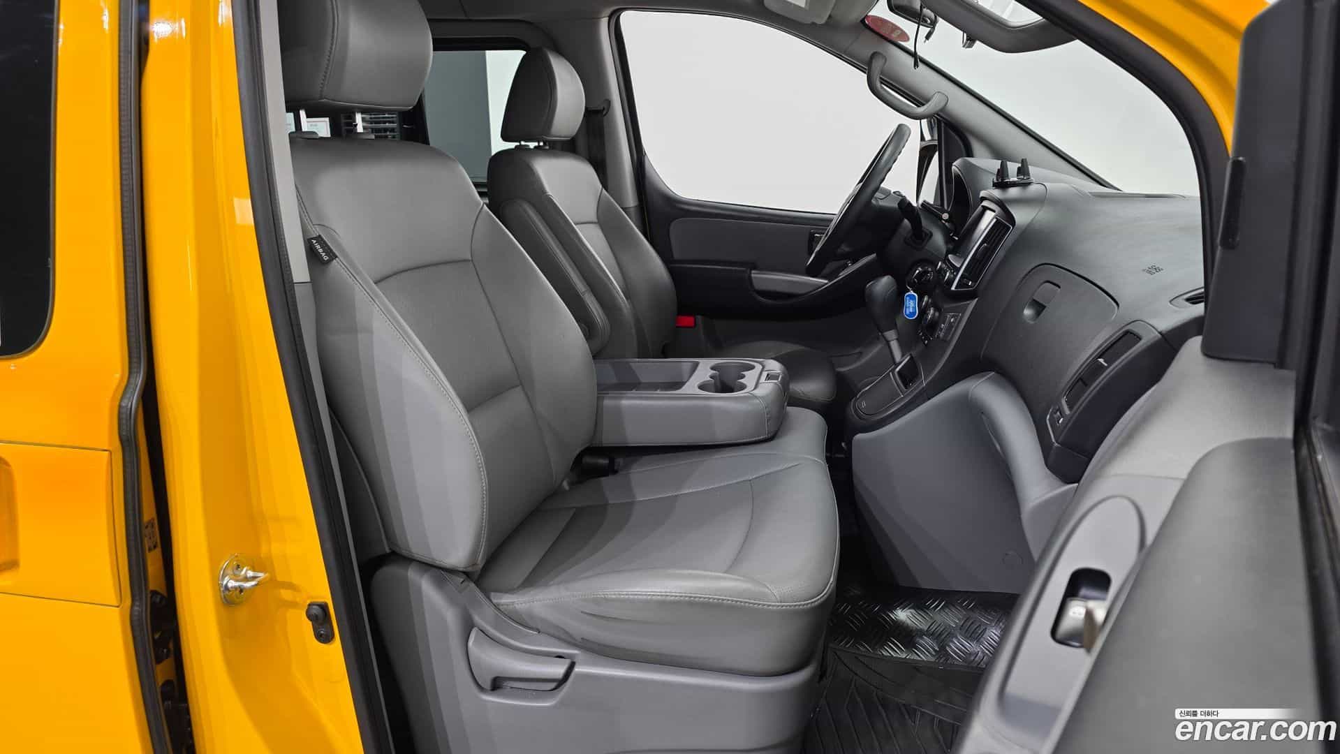 Starex Hyundai 2018.5-OPTION-015