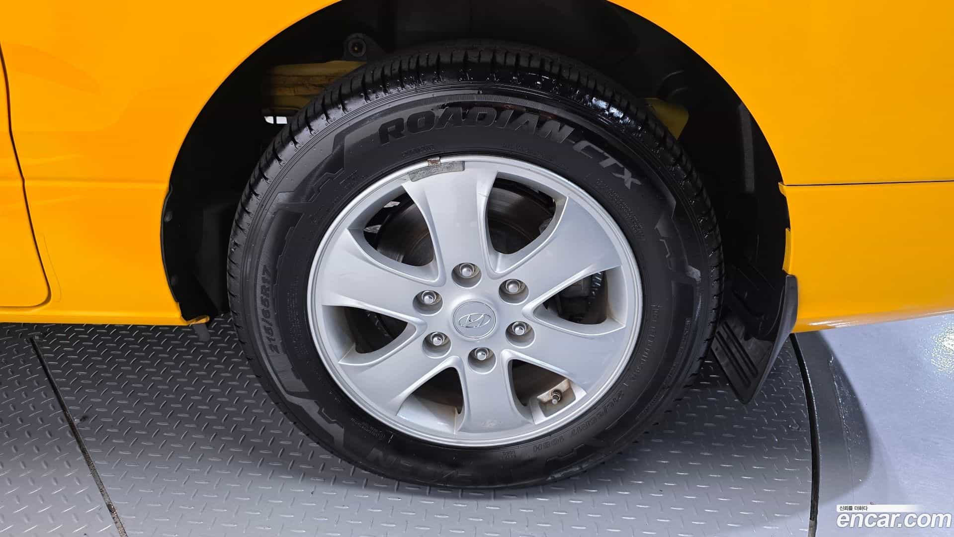 Starex Hyundai 2018.5-OUTER-031