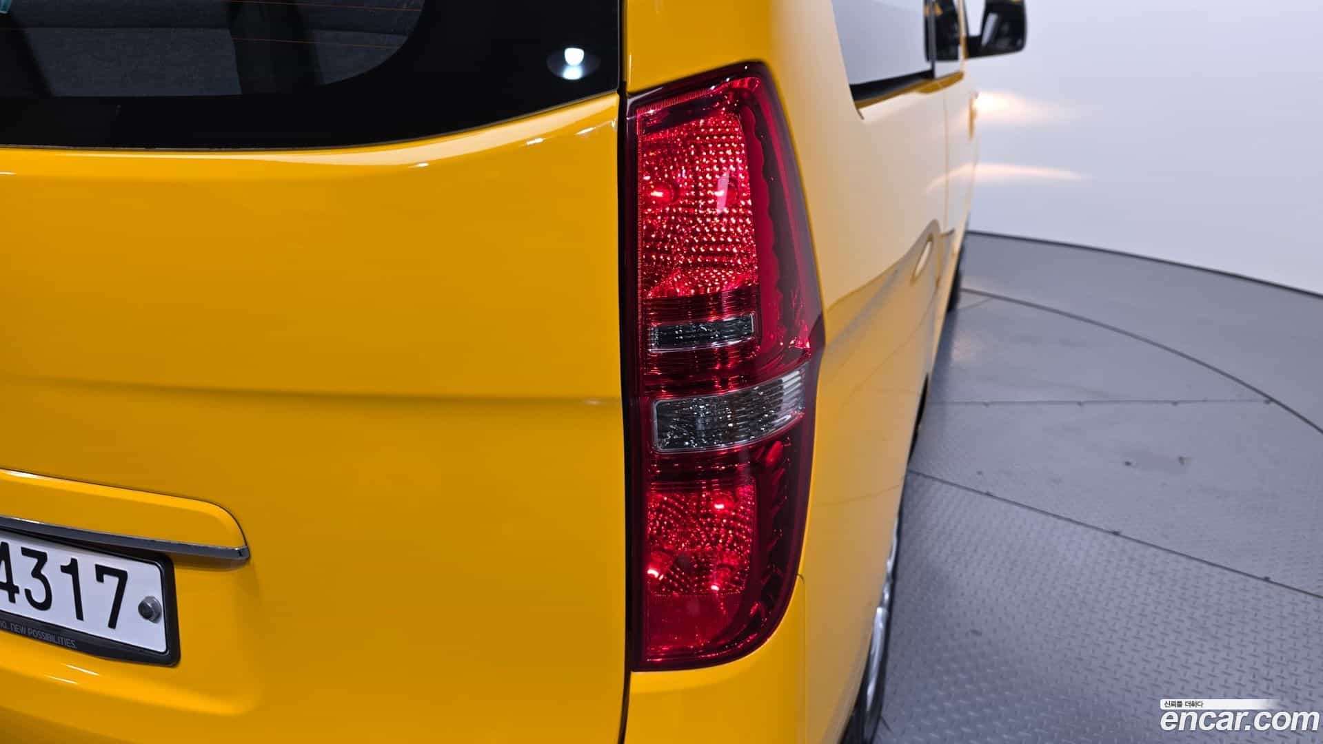 Starex Hyundai 2018.5-OUTER-033