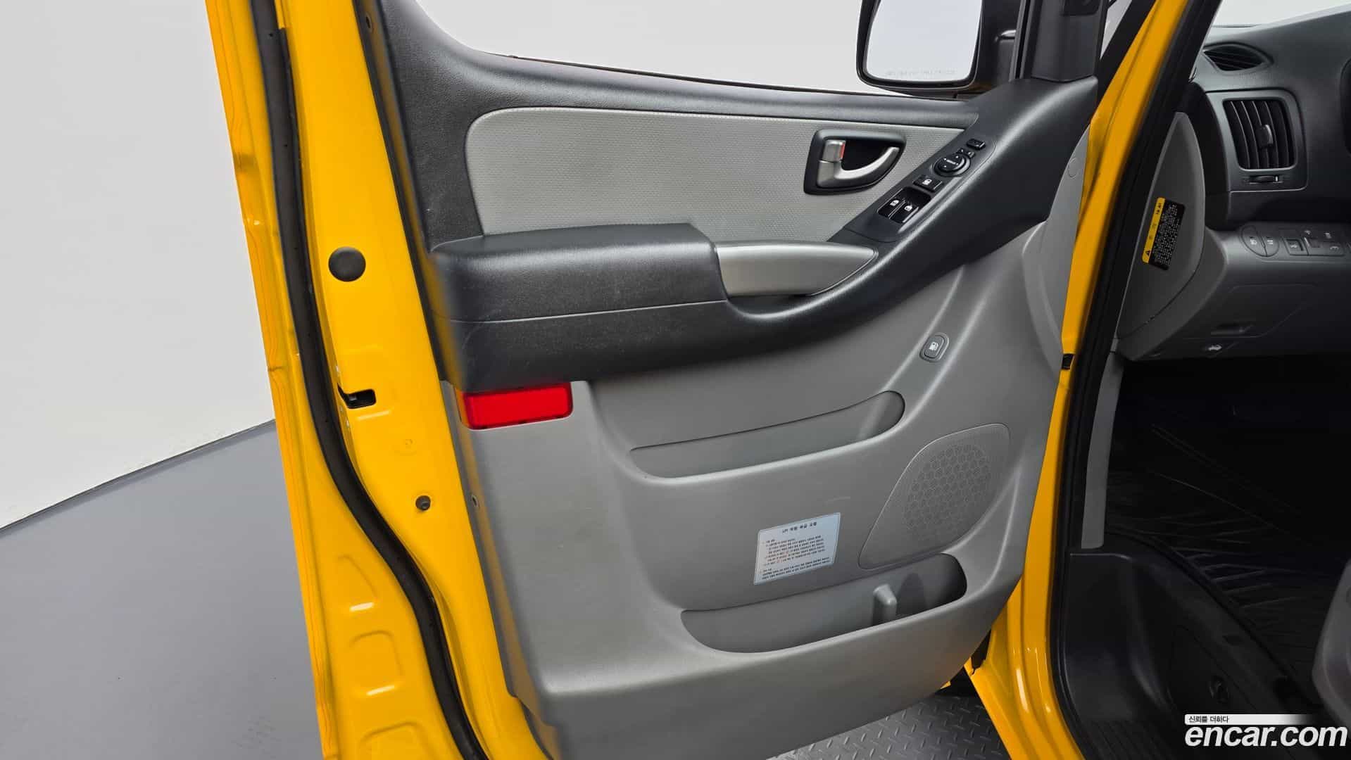 Starex Hyundai 2018.5-INNER-034