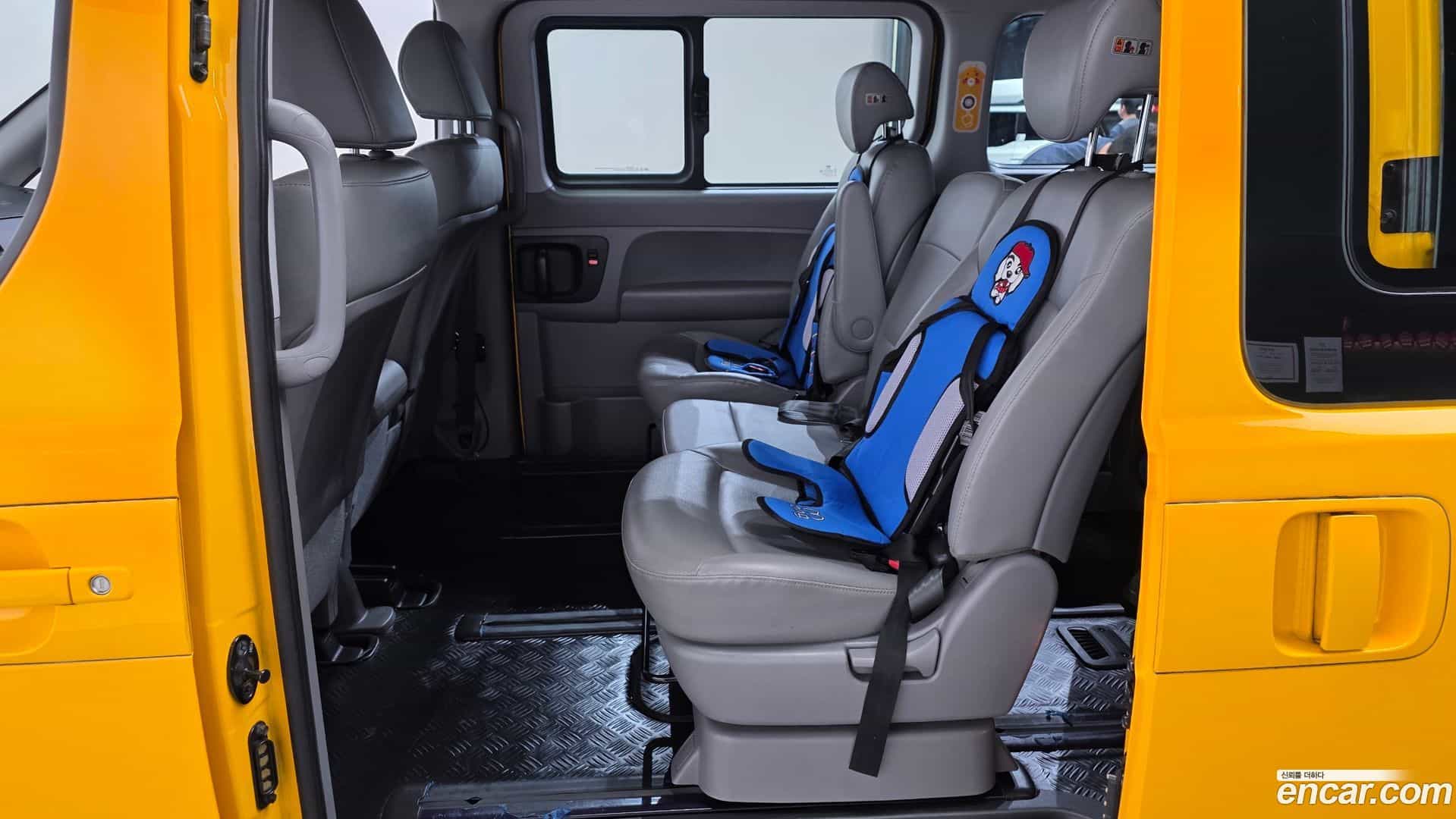 Starex Hyundai 2018.5-INNER-036