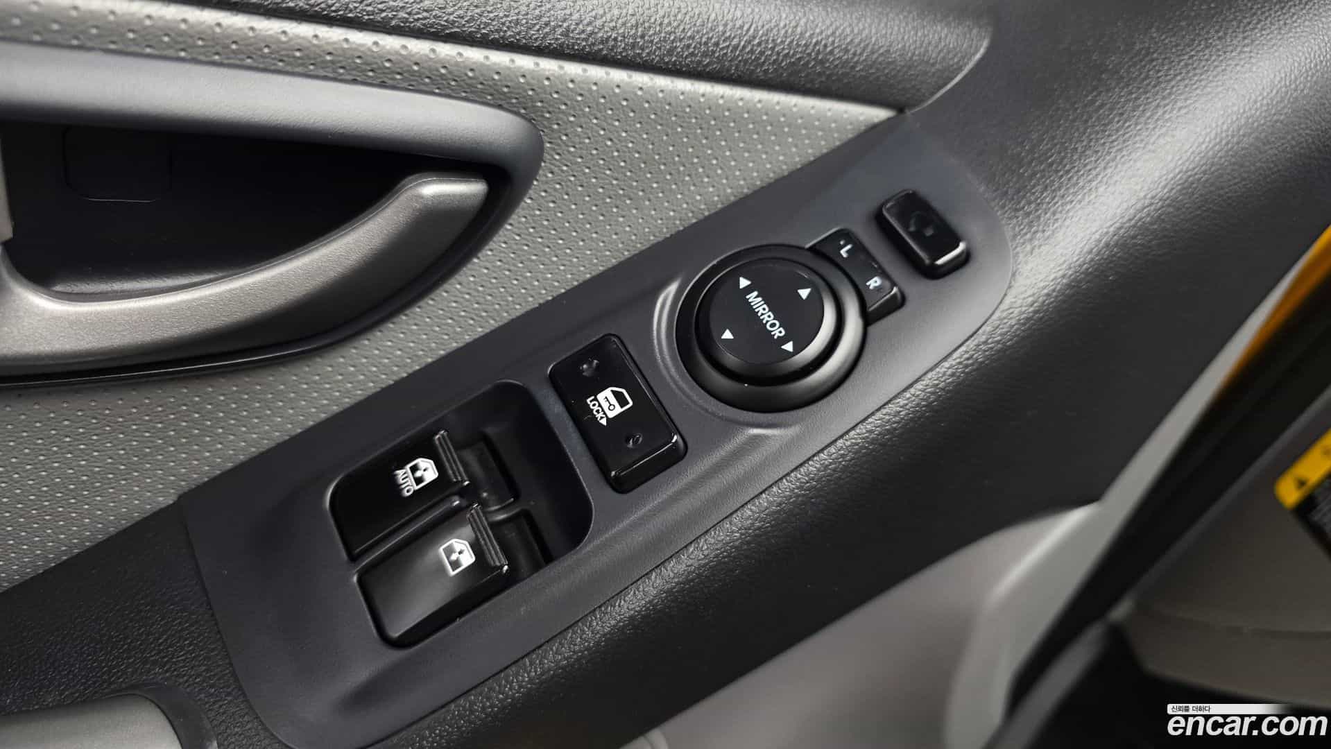 Starex Hyundai 2018.5-OPTION-042