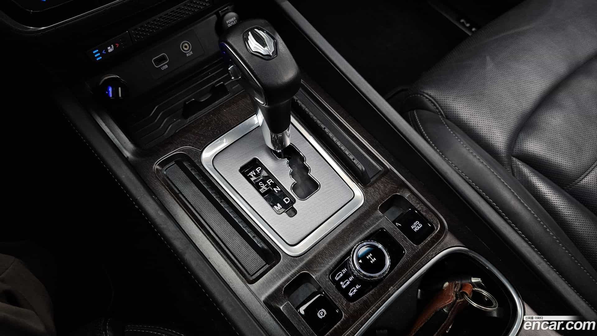Rexton KG Mobility 2018.10-INNER-009