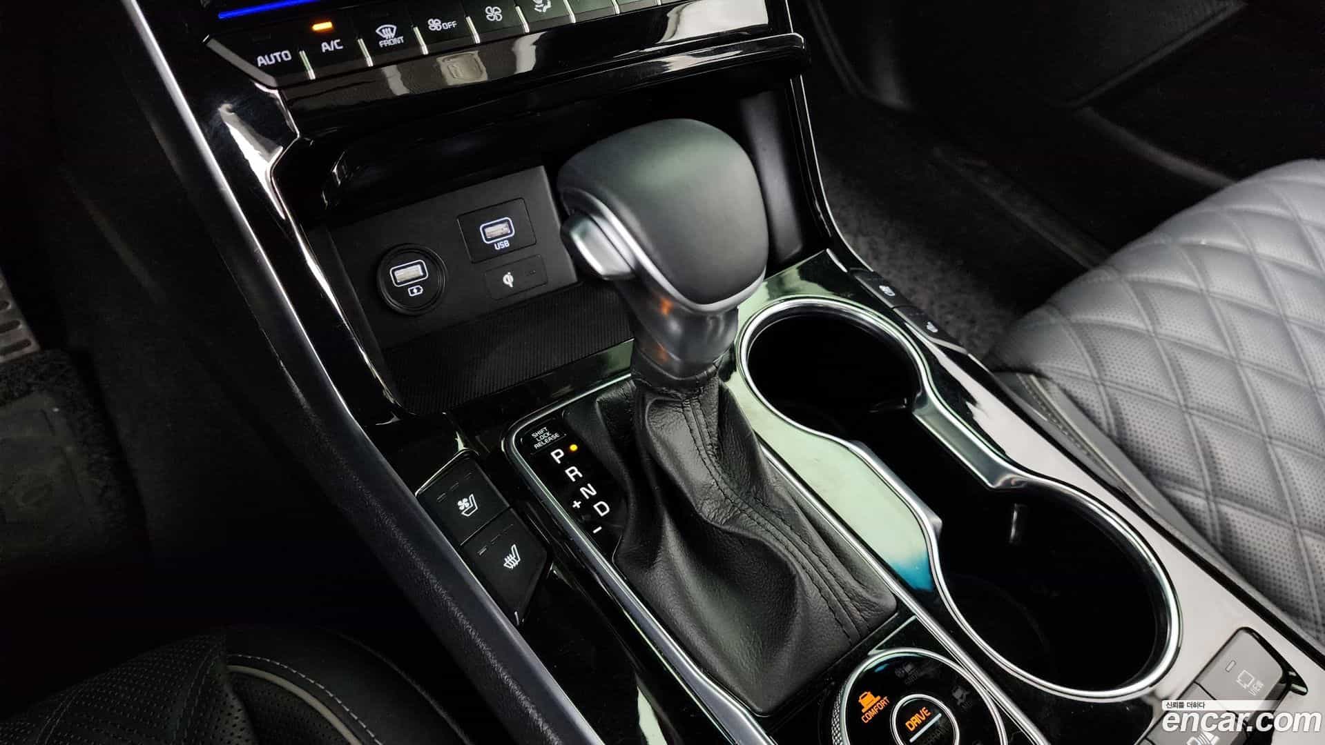 Mohave Kia 2022.10-INNER-009