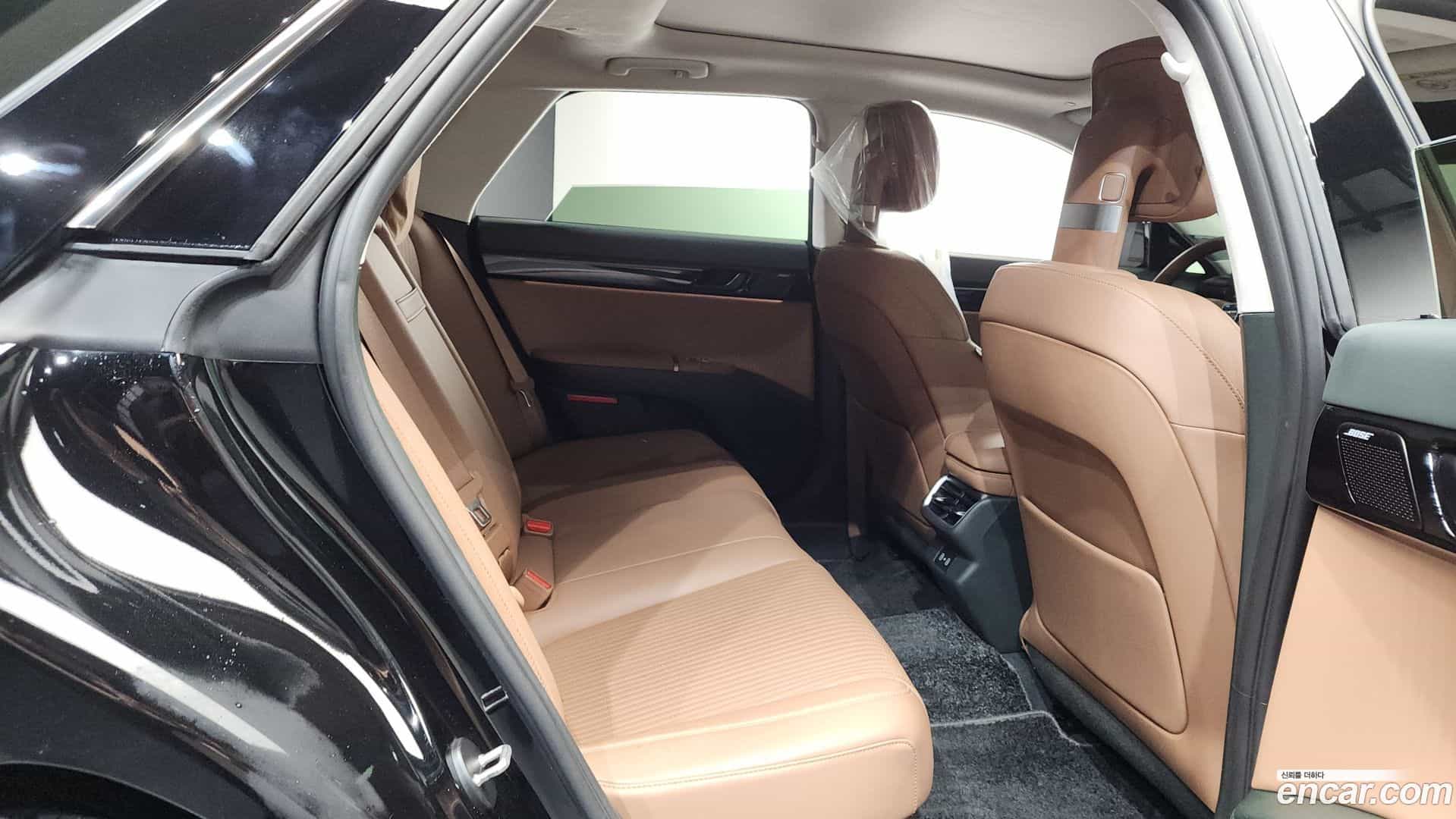 Grandeur Hyundai 2023.11-OPTION-015