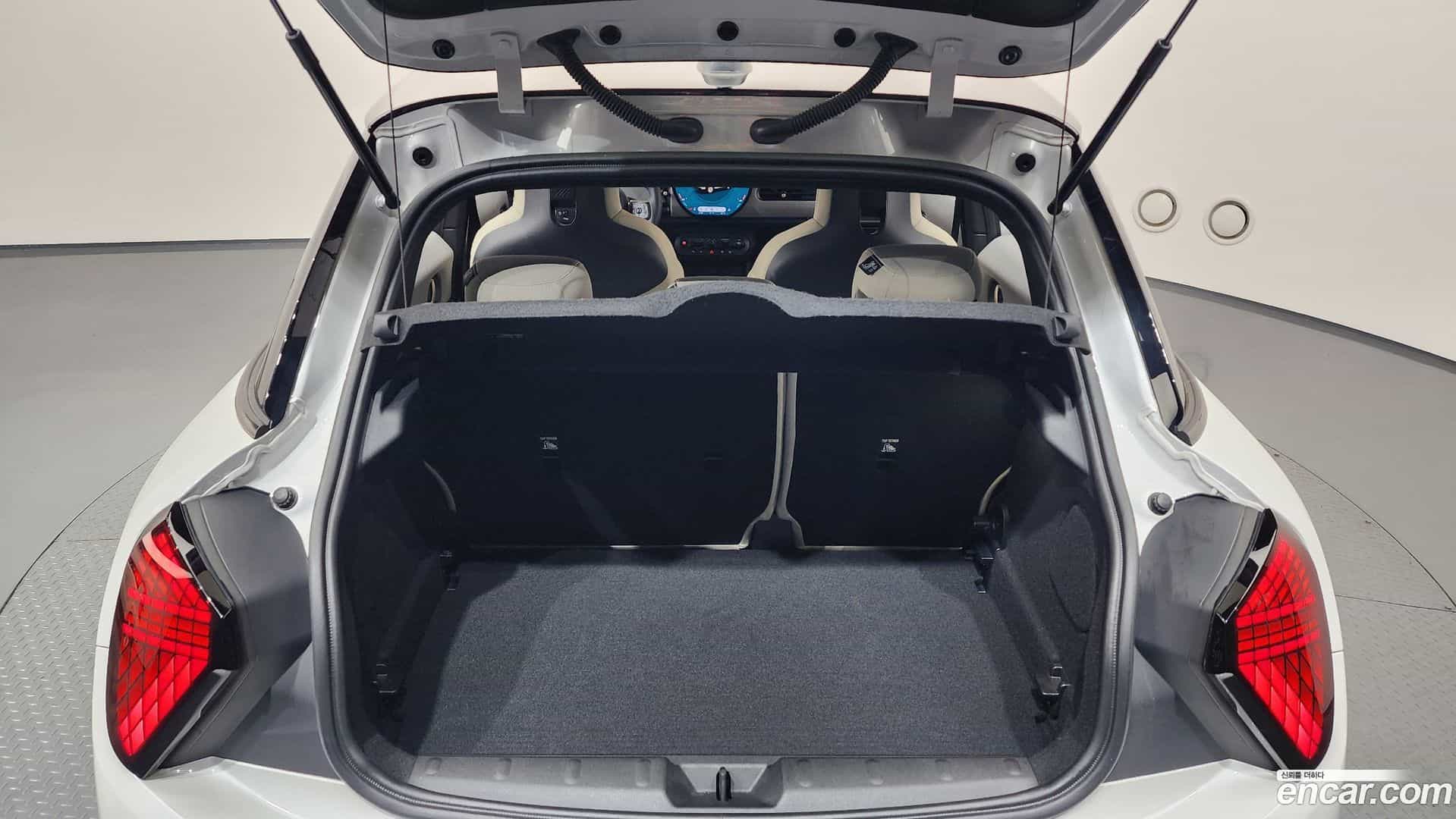 Cooper Mini 2024.10-OPTION-022