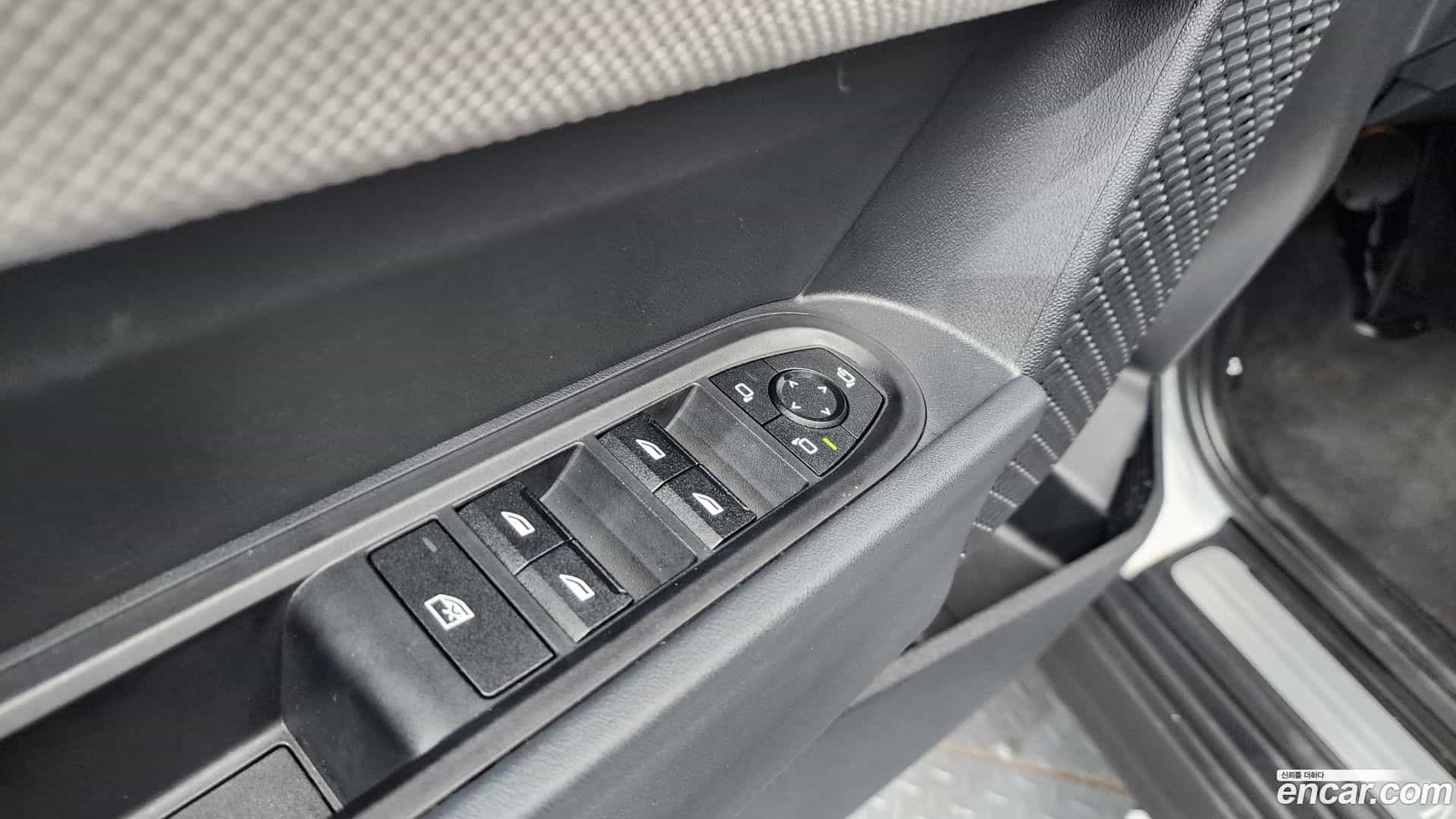 Cooper Mini 2024.10-OPTION-043