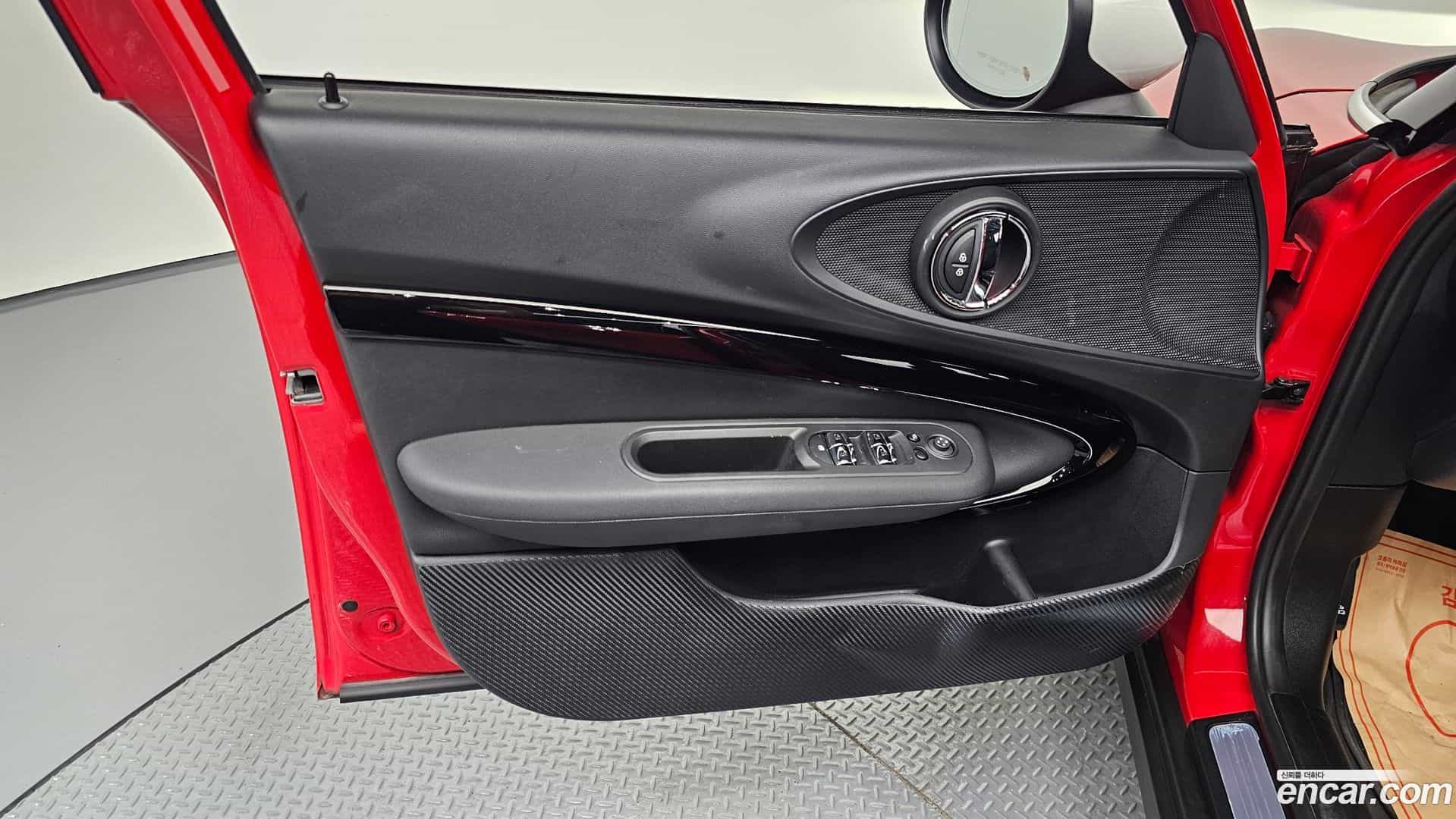 Clubman Mini 2023.5-INNER-034