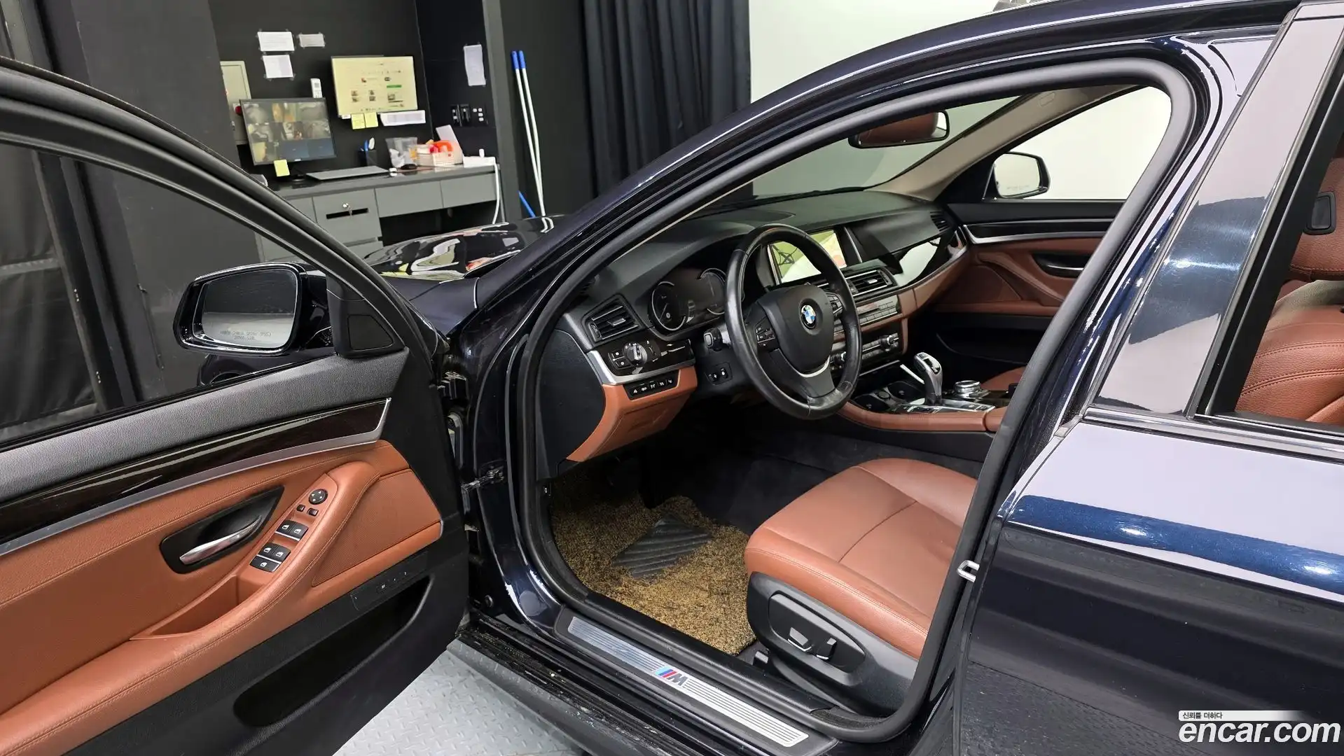 5-Series BMW 2016.2-INNER-010