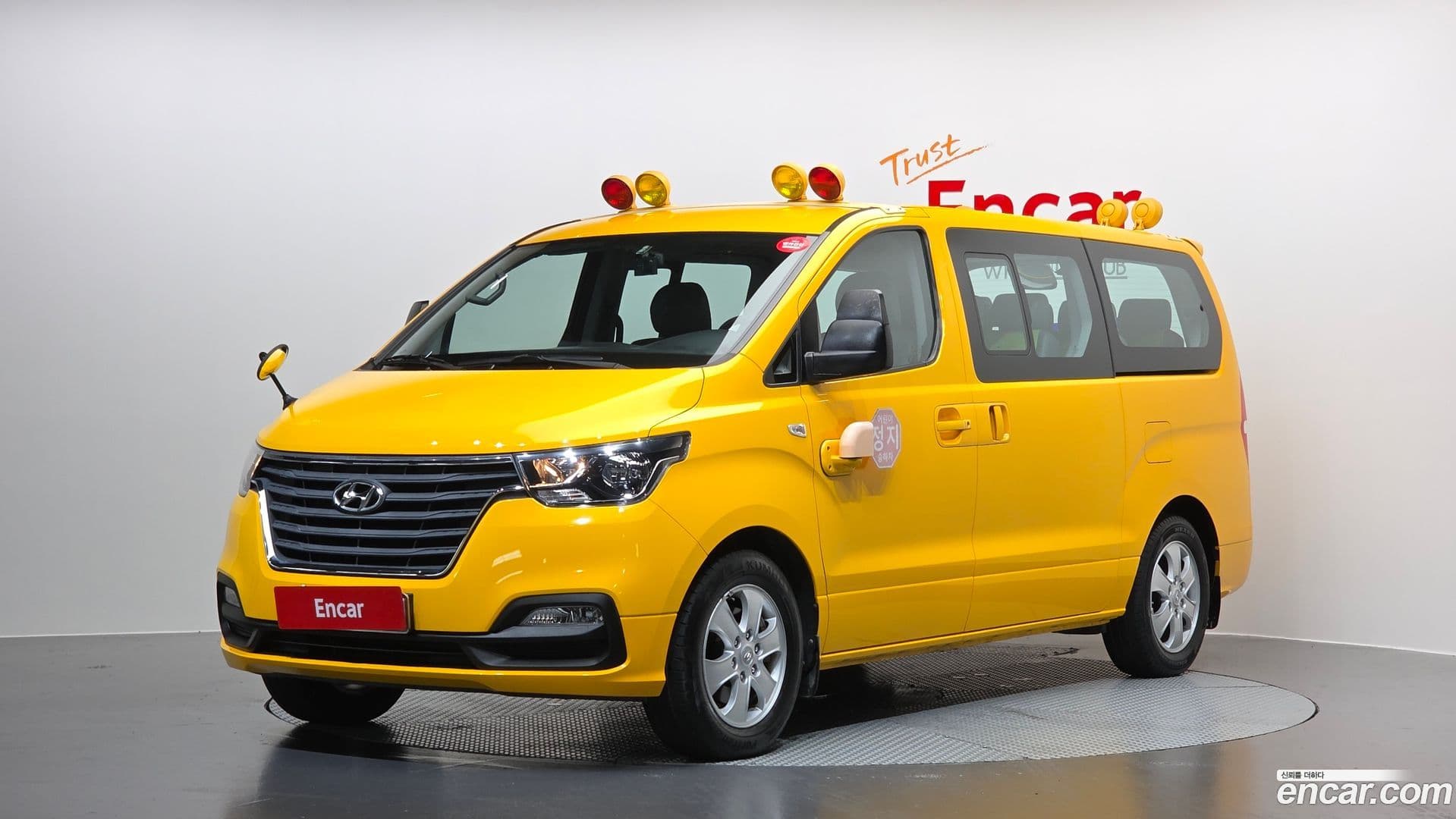 Main__Slider__Photo:Starex Hyundai 2019.10-0