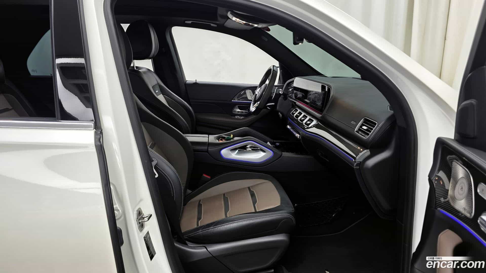 GLE-Class Mercedes-Benz 2021.5-OPTION-015