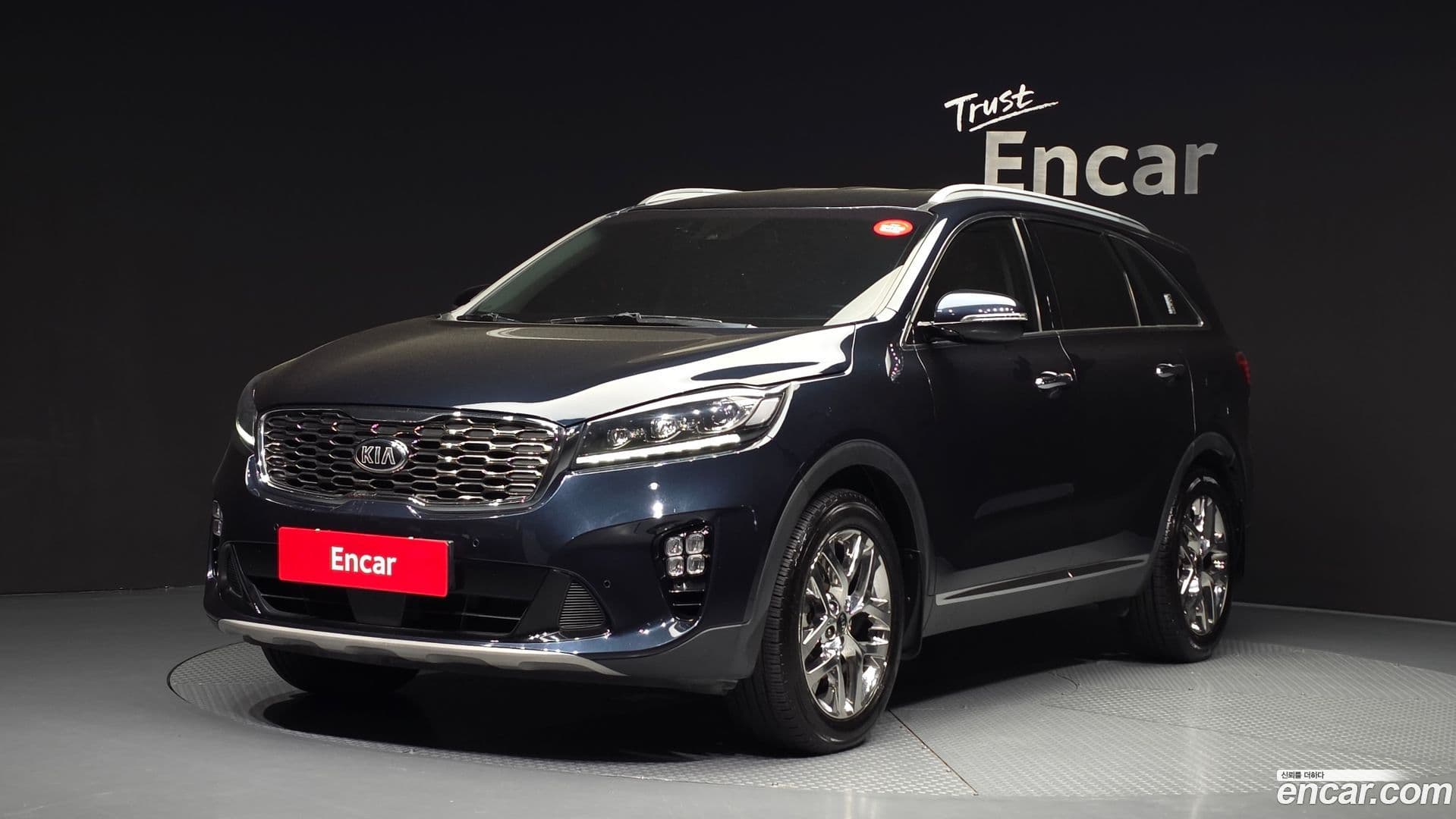 Main__Slider__Photo:Sorento Kia 2019.6-0