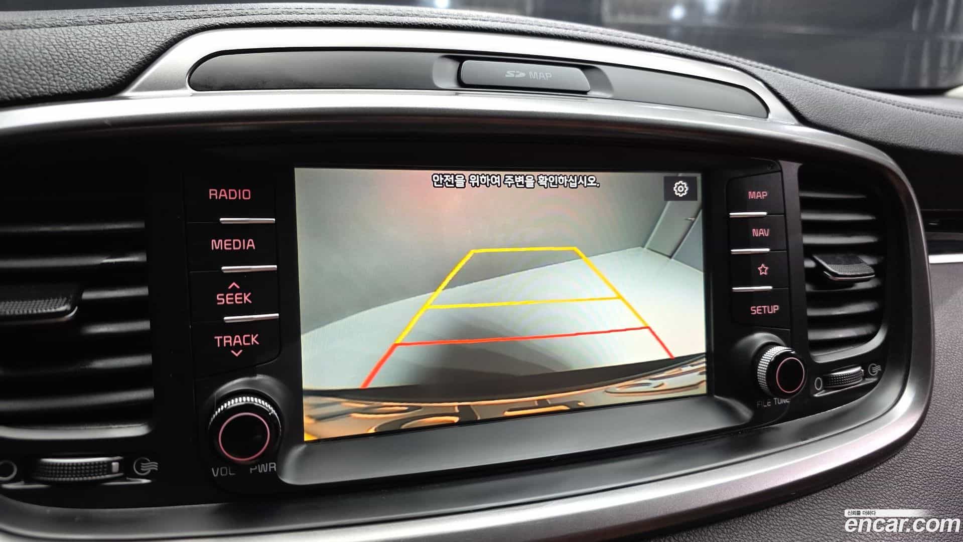 Sorento Kia 2019.6-OPTION-018