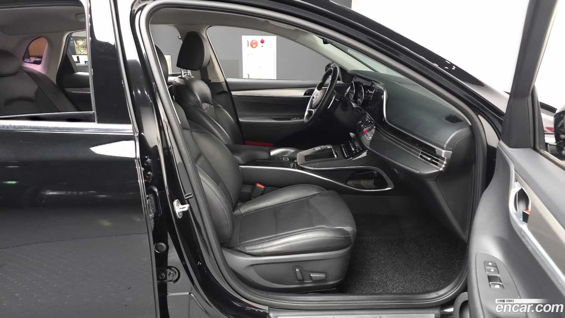 Grandeur Hyundai 2020.3-OPTION-015