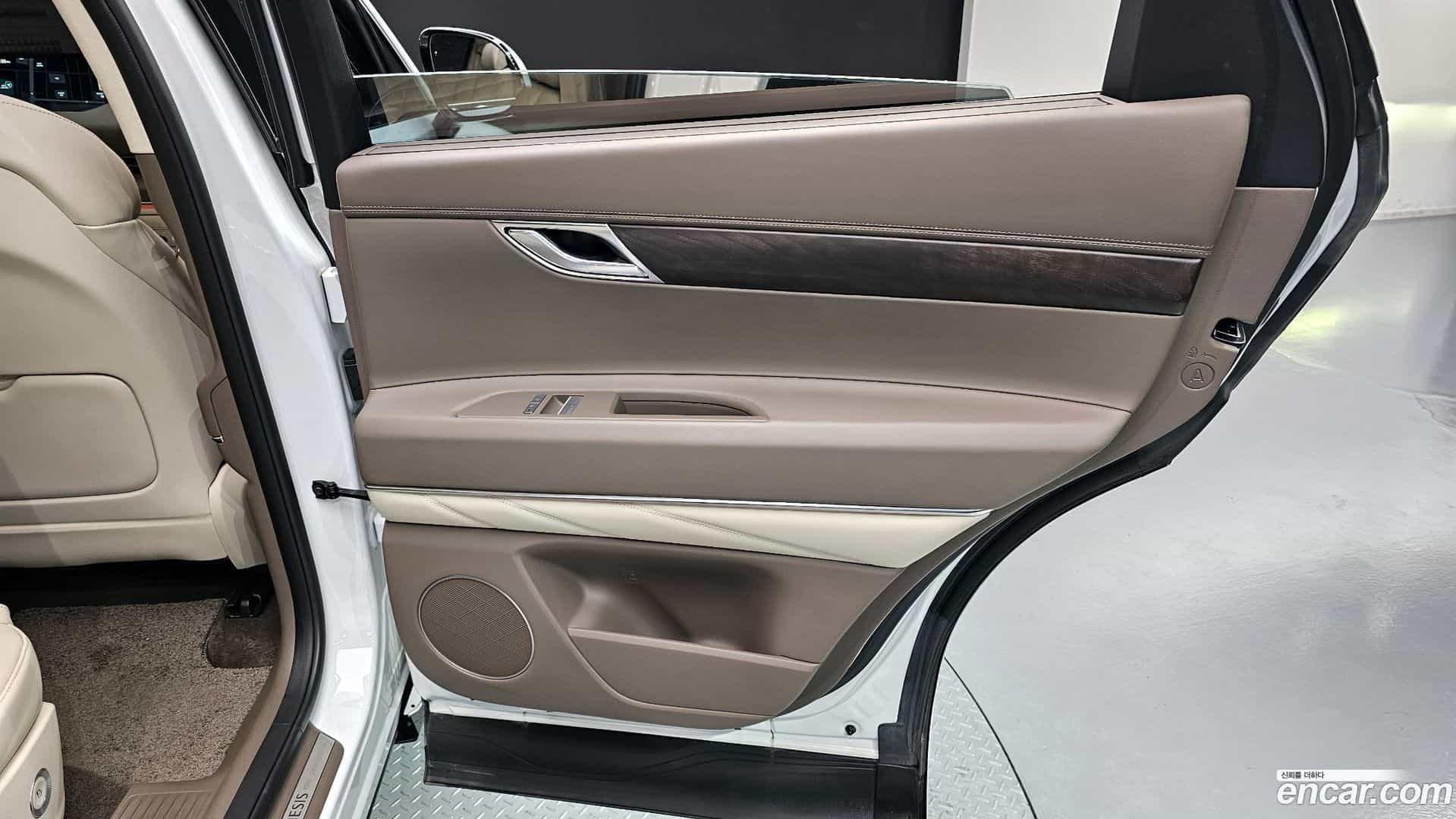 GV80 Genesis 2022.11-INNER-035