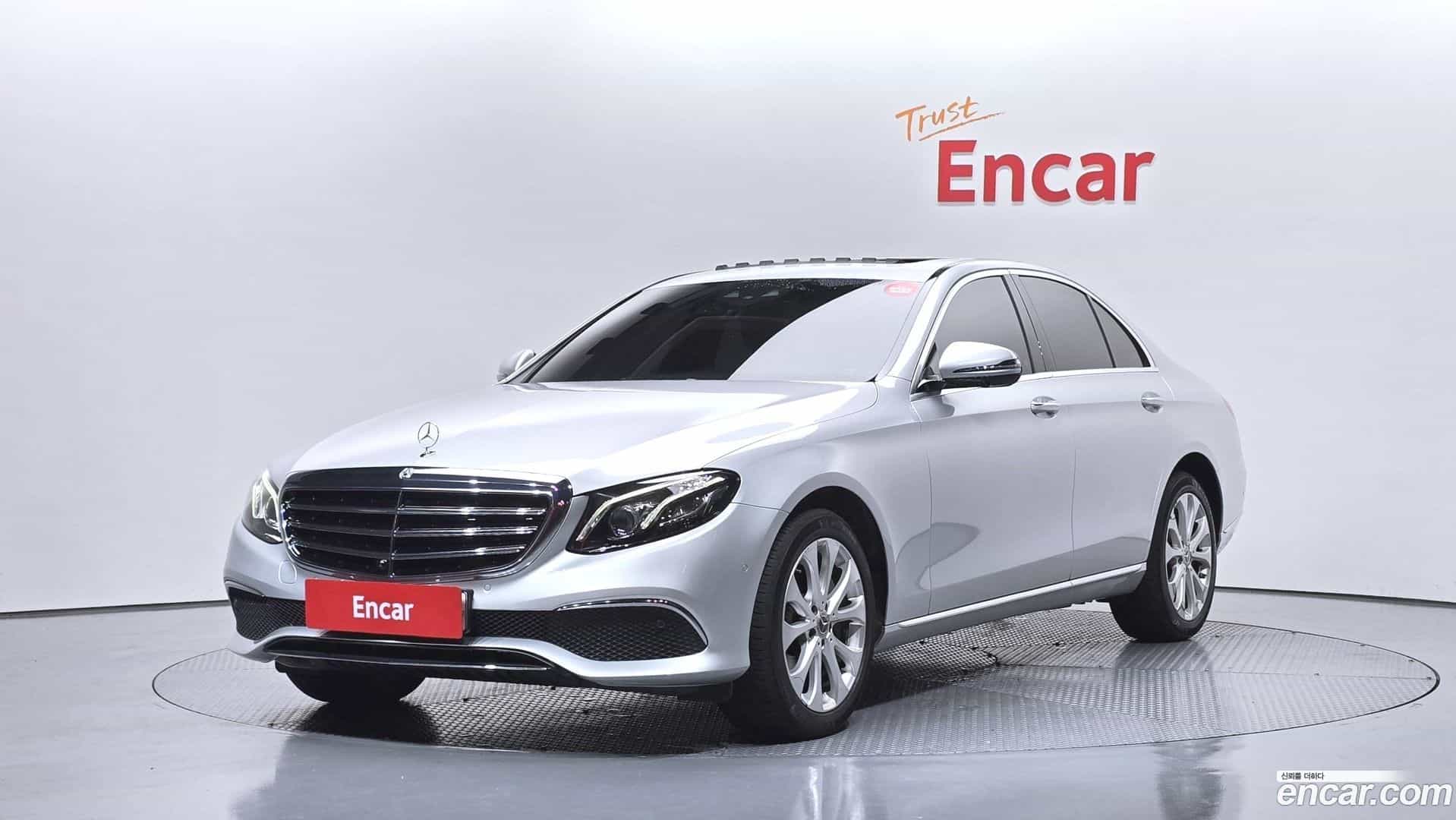 E-Class Mercedes-Benz 2018.5-OUTER-001