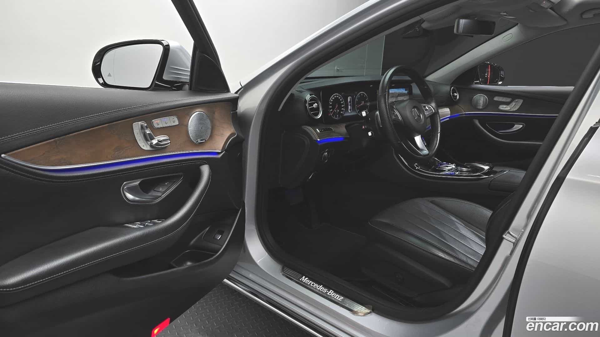 E-Class Mercedes-Benz 2018.5-INNER-010