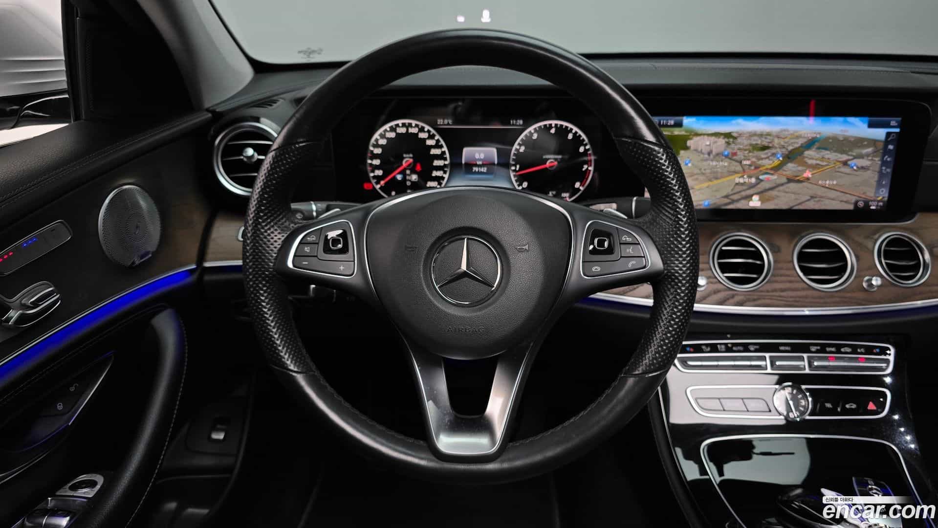 E-Class Mercedes-Benz 2018.5-OPTION-017