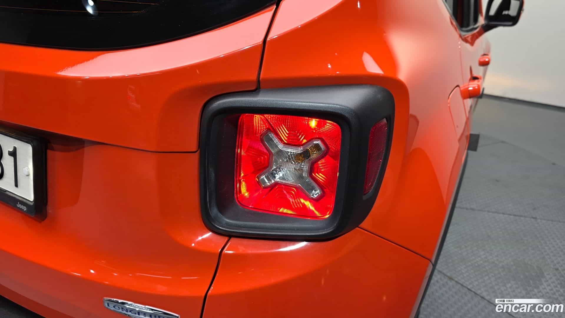 Renegade Jeep 2020.5-OUTER-033