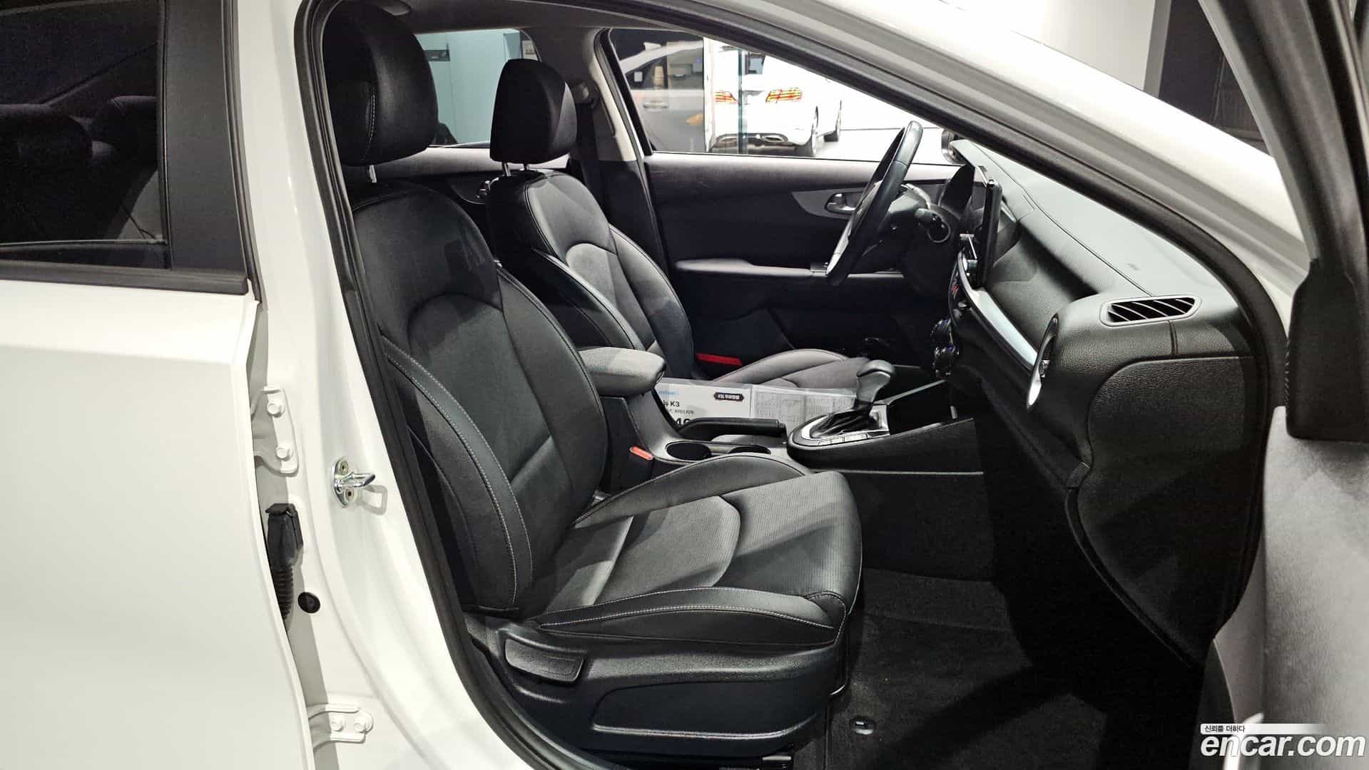 K3 Kia 2021.6-OPTION-016
