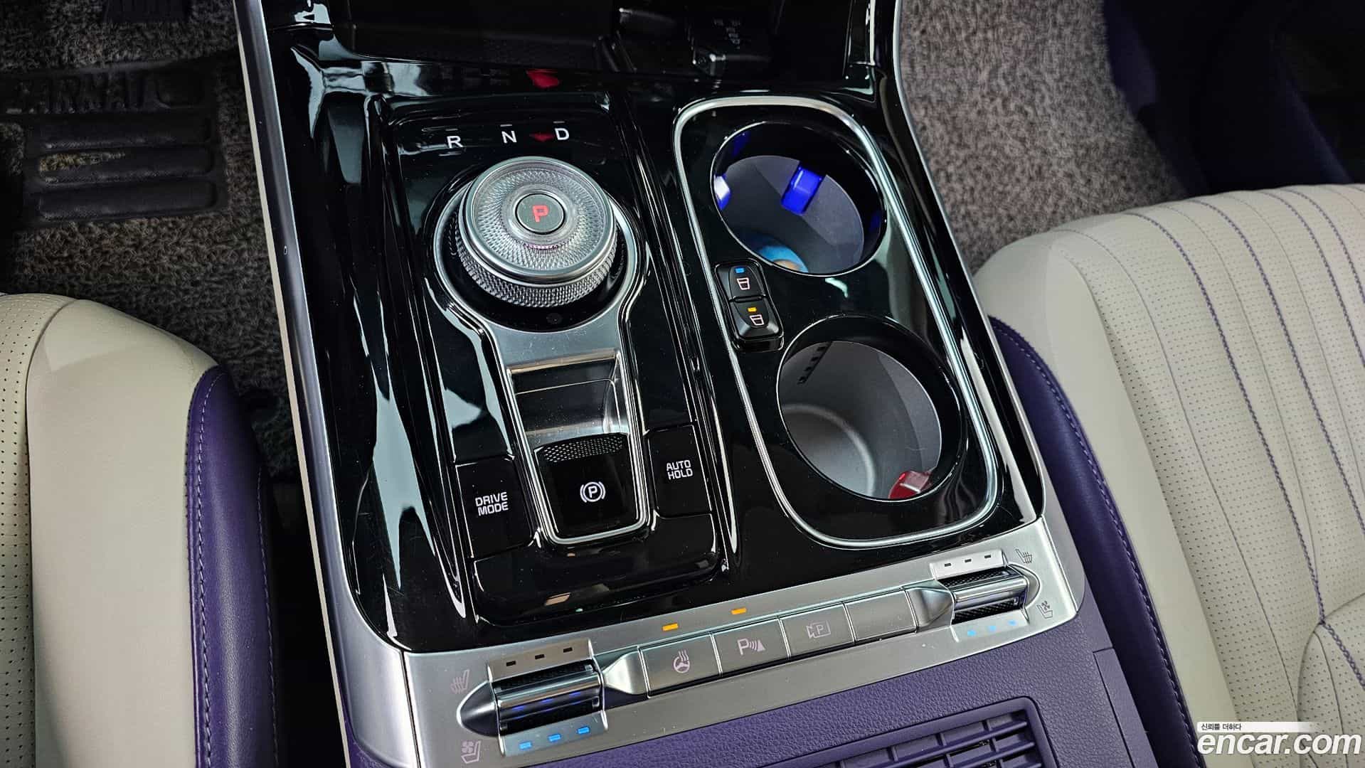 Canival Kia 2023.1-INNER-009