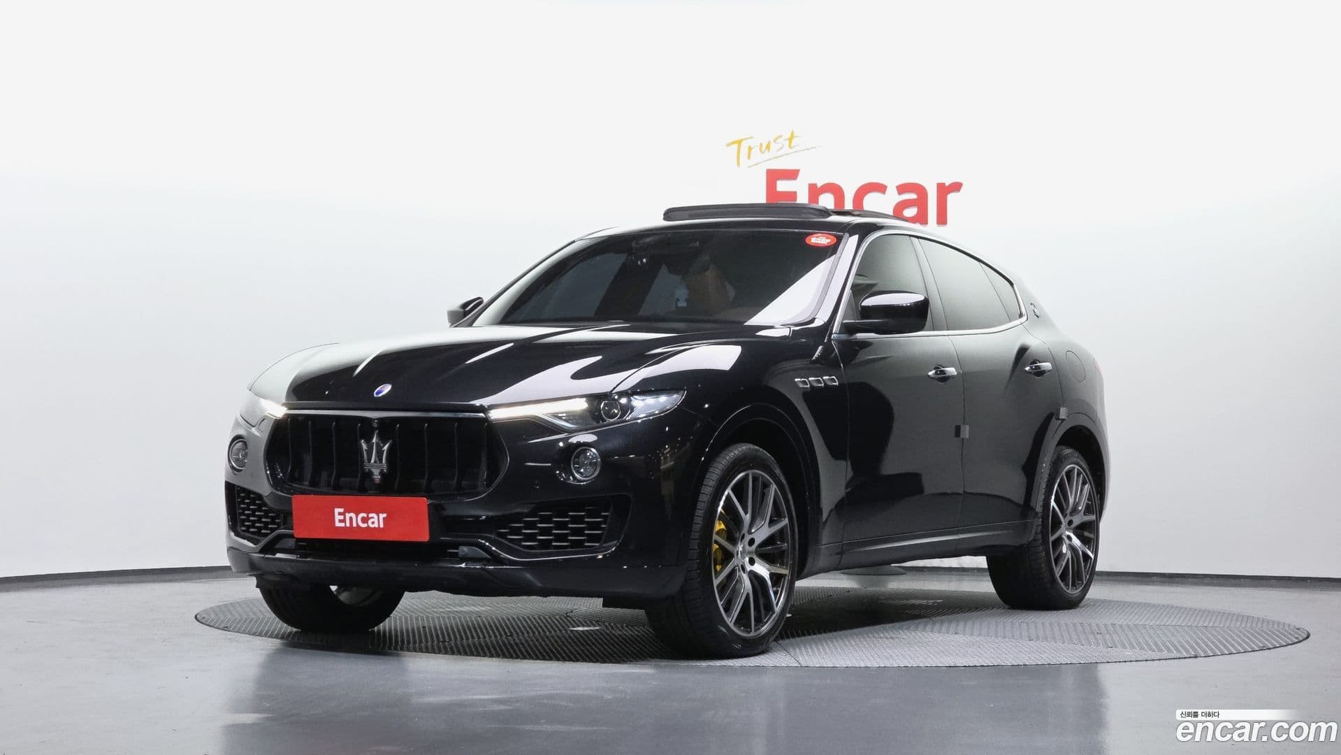 Main__Slider__Photo:Levante Maserati 2017.11-0
