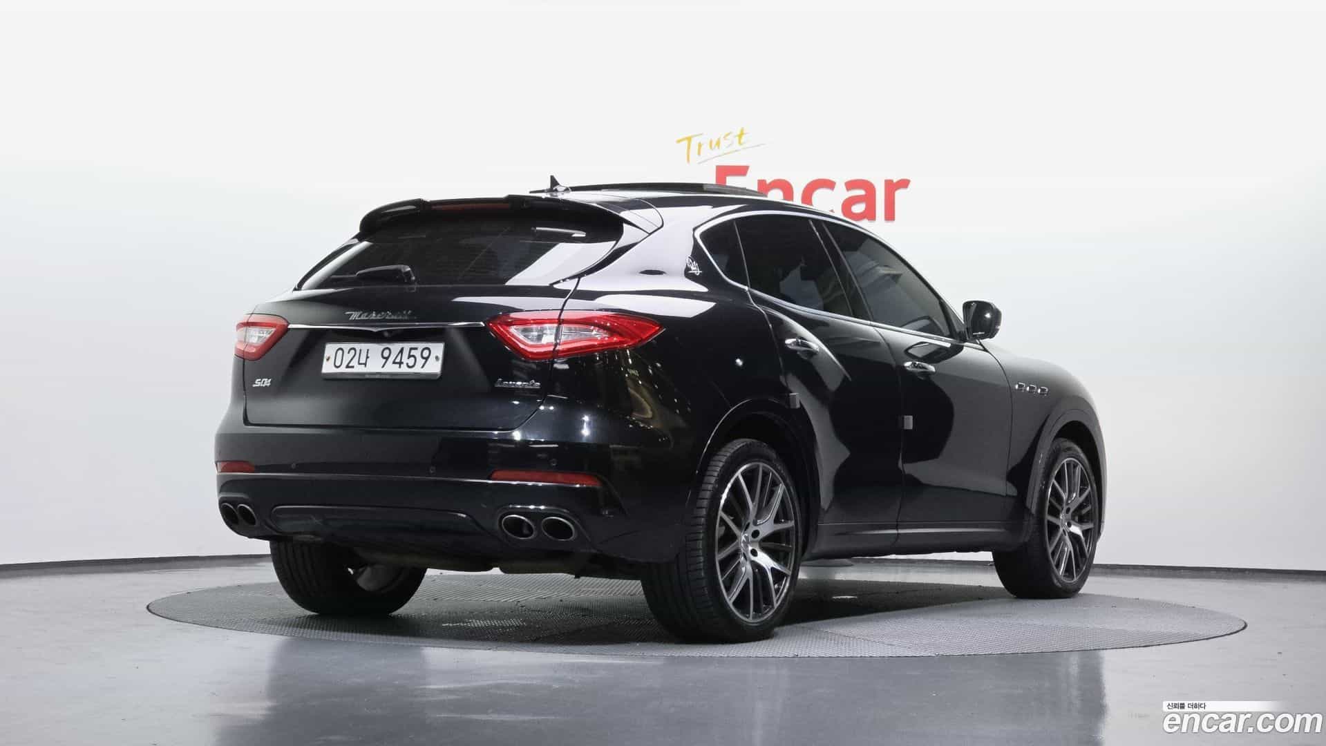 Levante Maserati 2017.11-OUTER-002