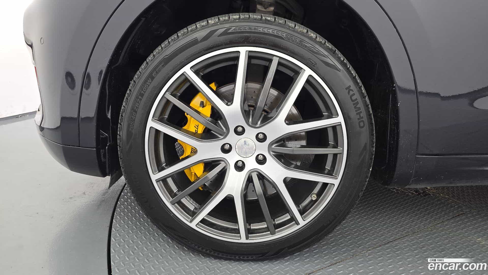 Levante Maserati 2017.11-OUTER-005