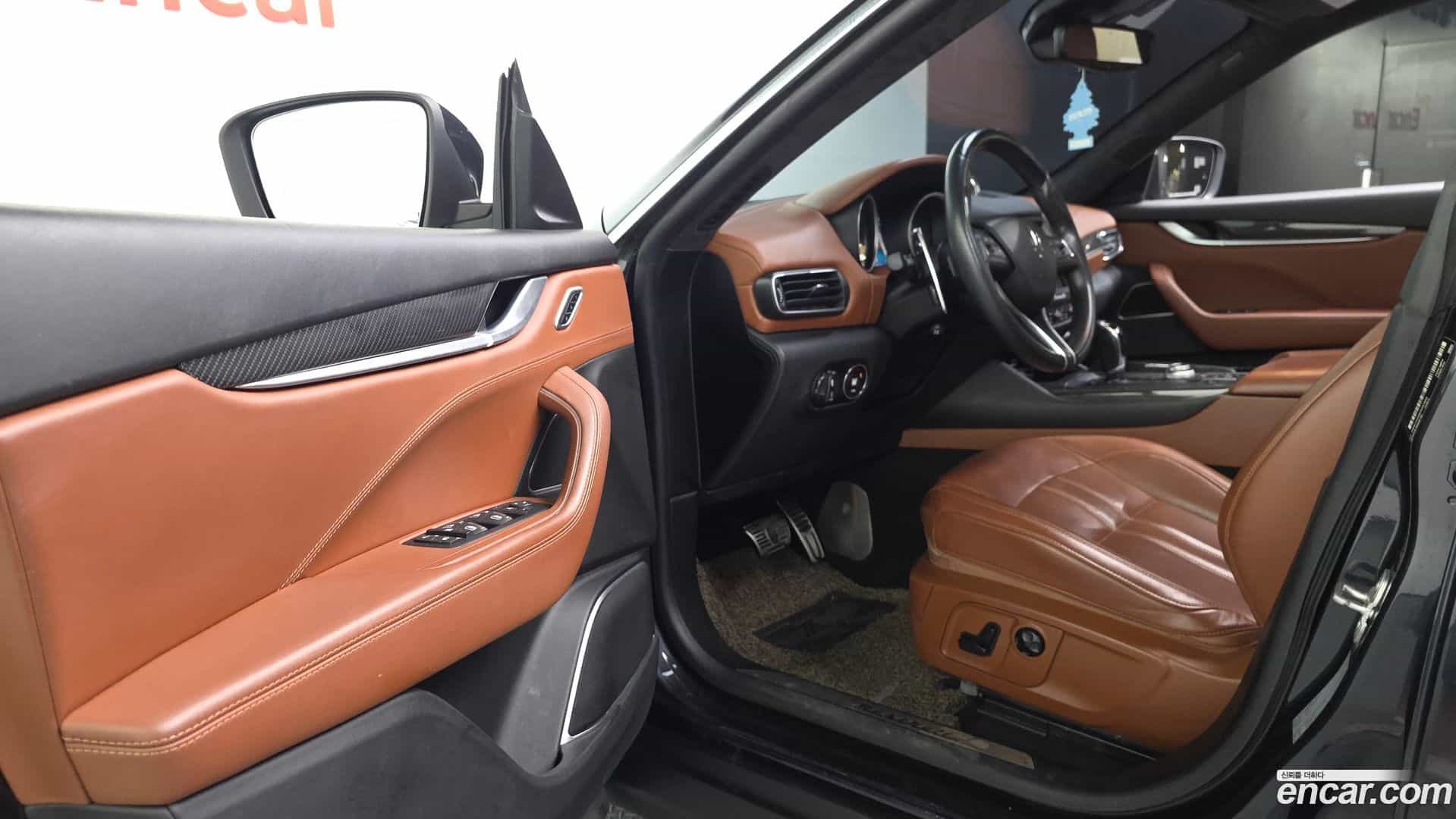 Levante Maserati 2017.11-INNER-010