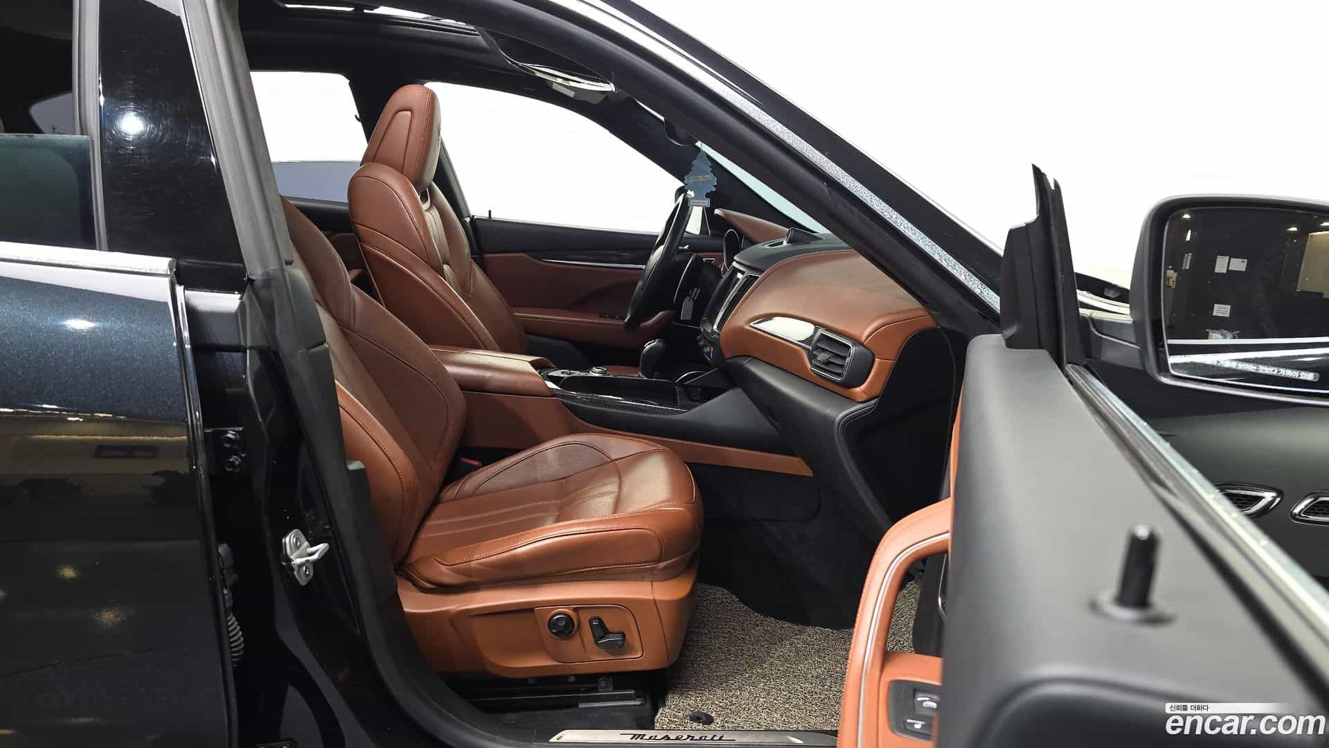 Levante Maserati 2017.11-OPTION-015