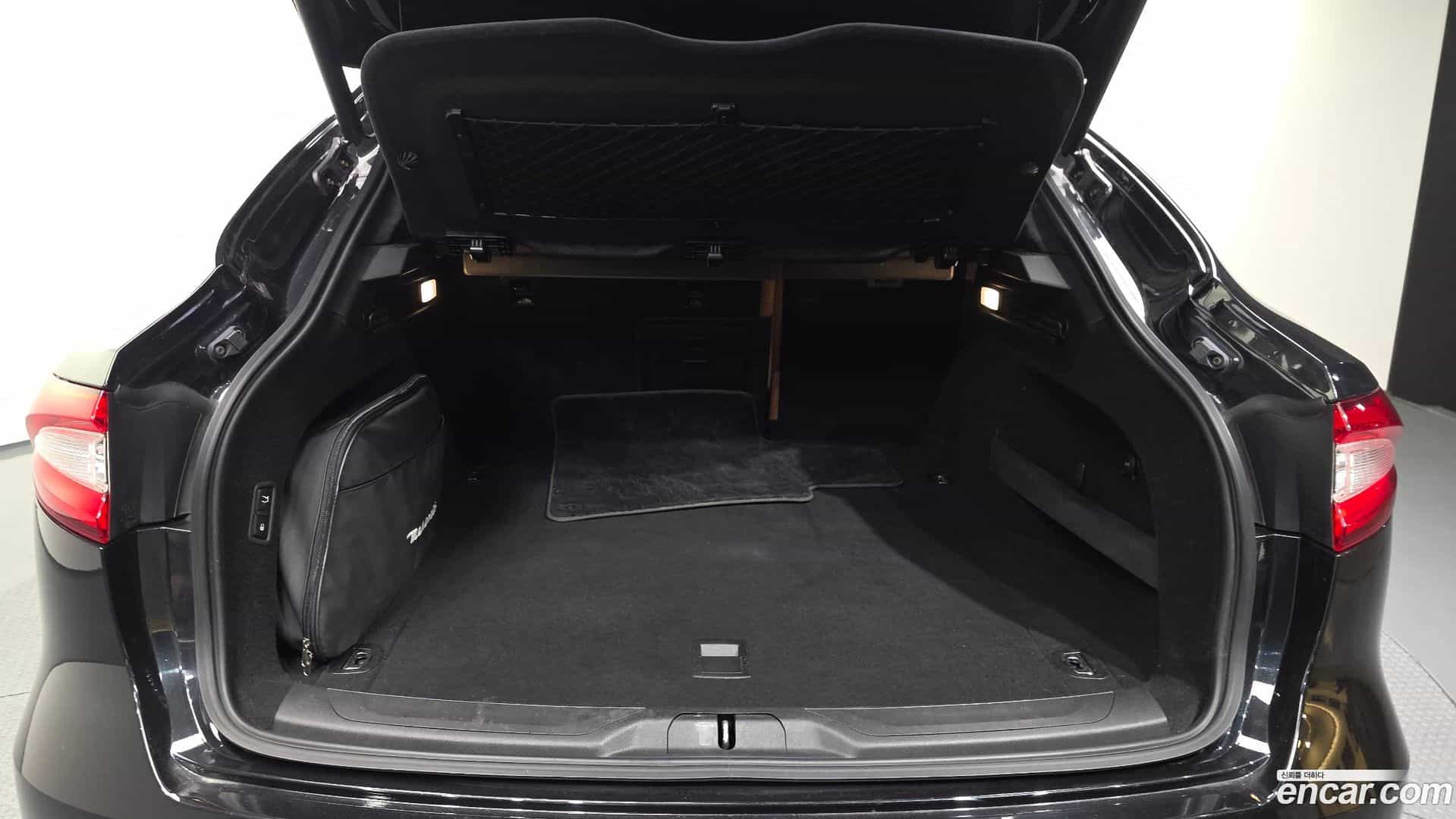 Levante Maserati 2017.11-OPTION-024