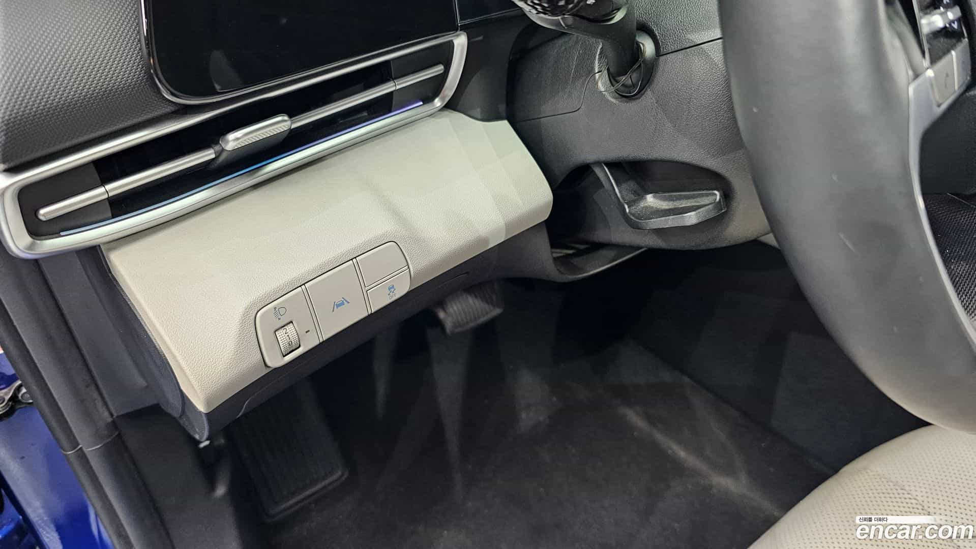 AVANTE Hyundai 2020.6-OPTION-021