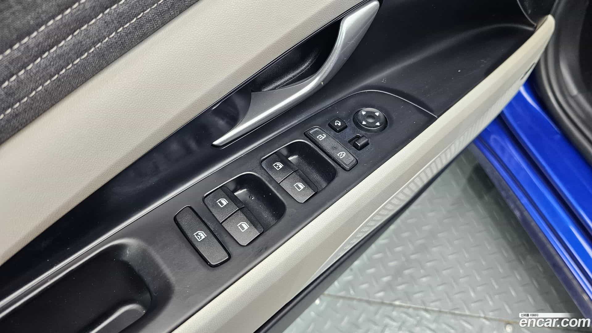 AVANTE Hyundai 2020.6-OPTION-024