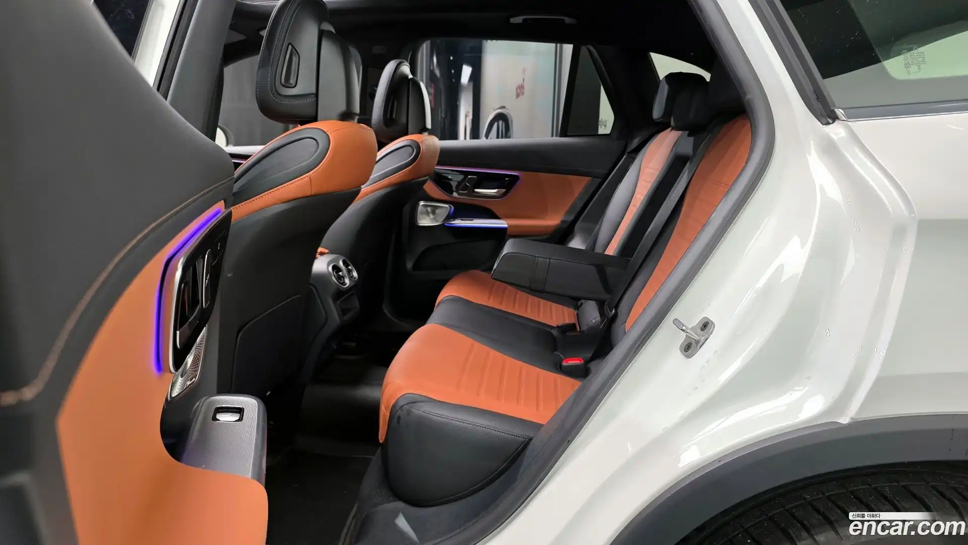 GLC-Class Mercedes-Benz 2025.7-OPTION-016