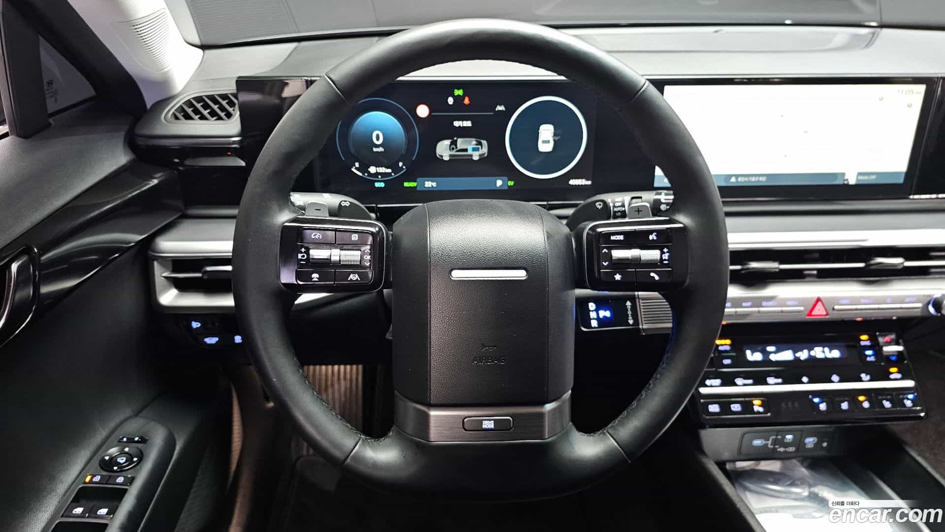 Grandeur Hyundai 2023.10-OPTION-016
