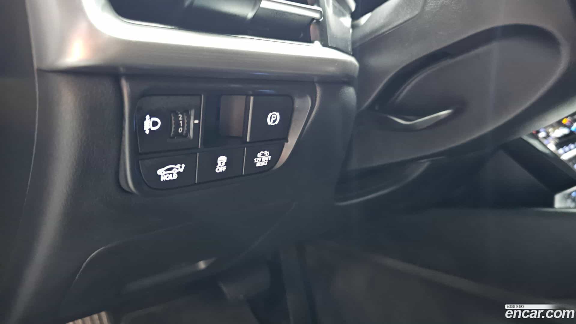 Grandeur Hyundai 2023.10-OPTION-020