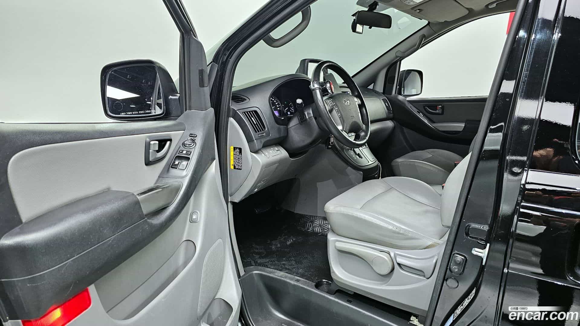 Starex Hyundai 2019.9-INNER-010