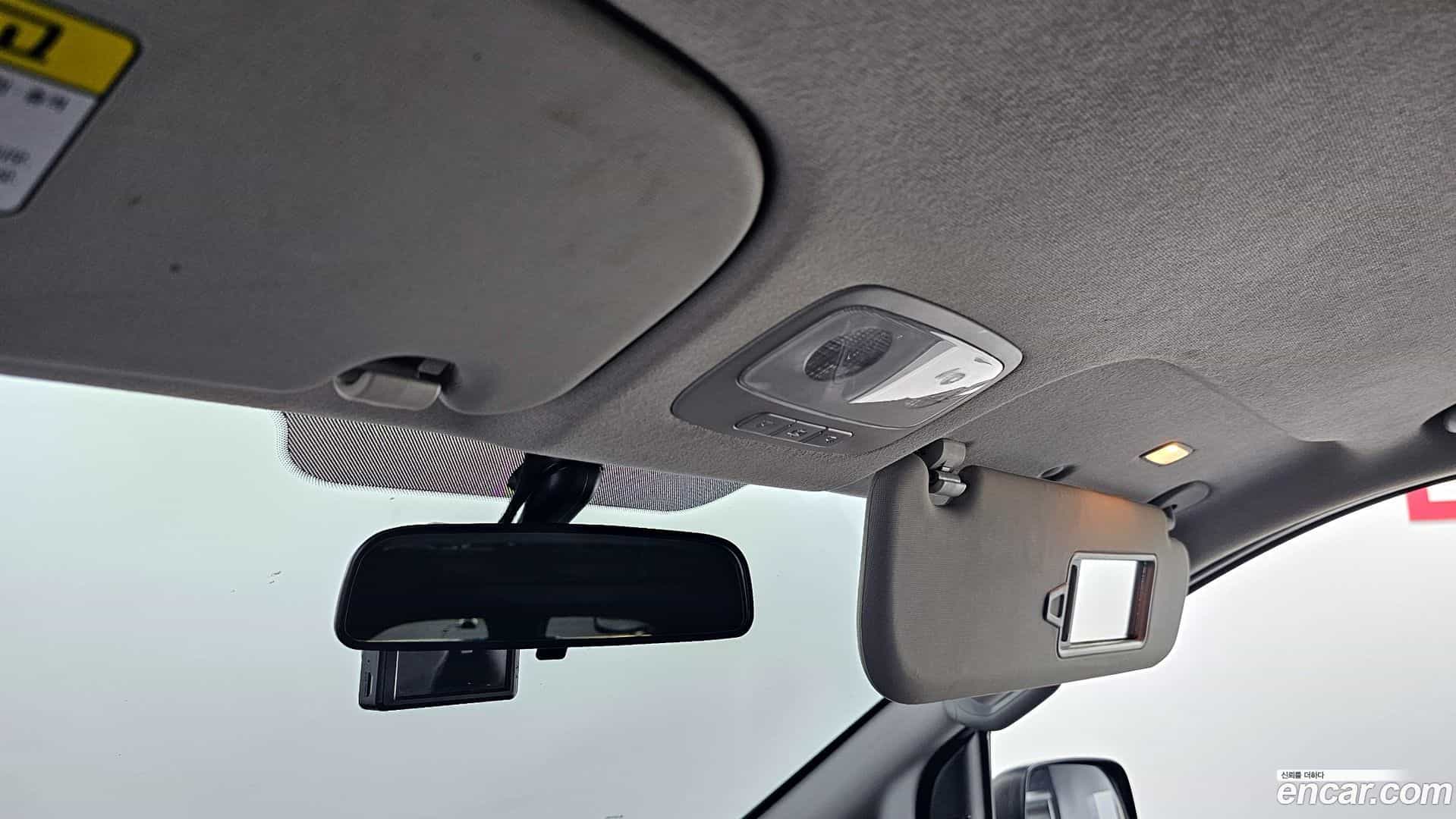 Starex Hyundai 2019.9-OPTION-024