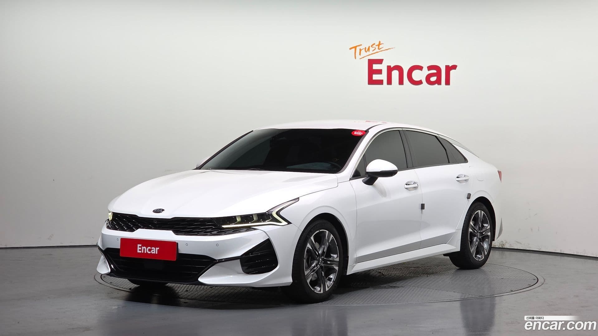 Main__Slider__Photo:K5 Kia 2020.6-0