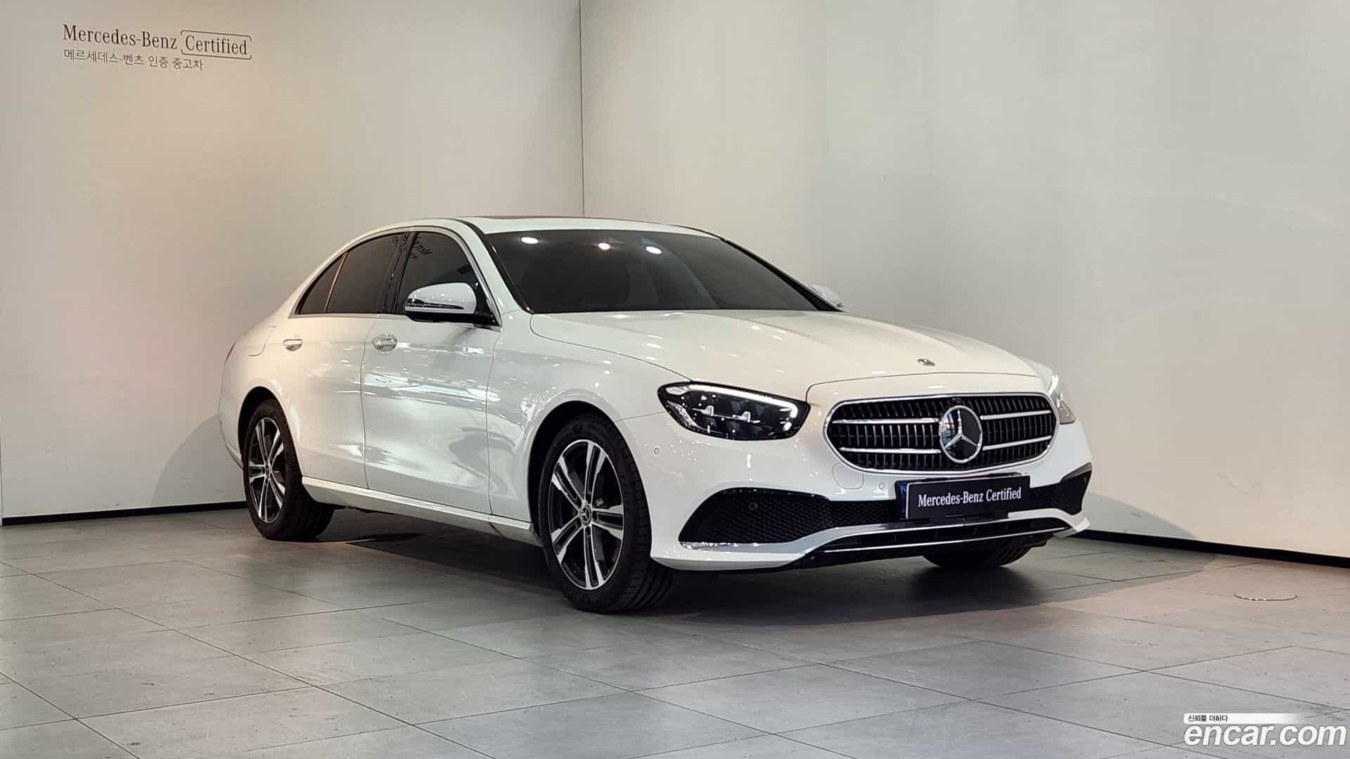 E-Class Mercedes-Benz 2023.11-OUTER-001