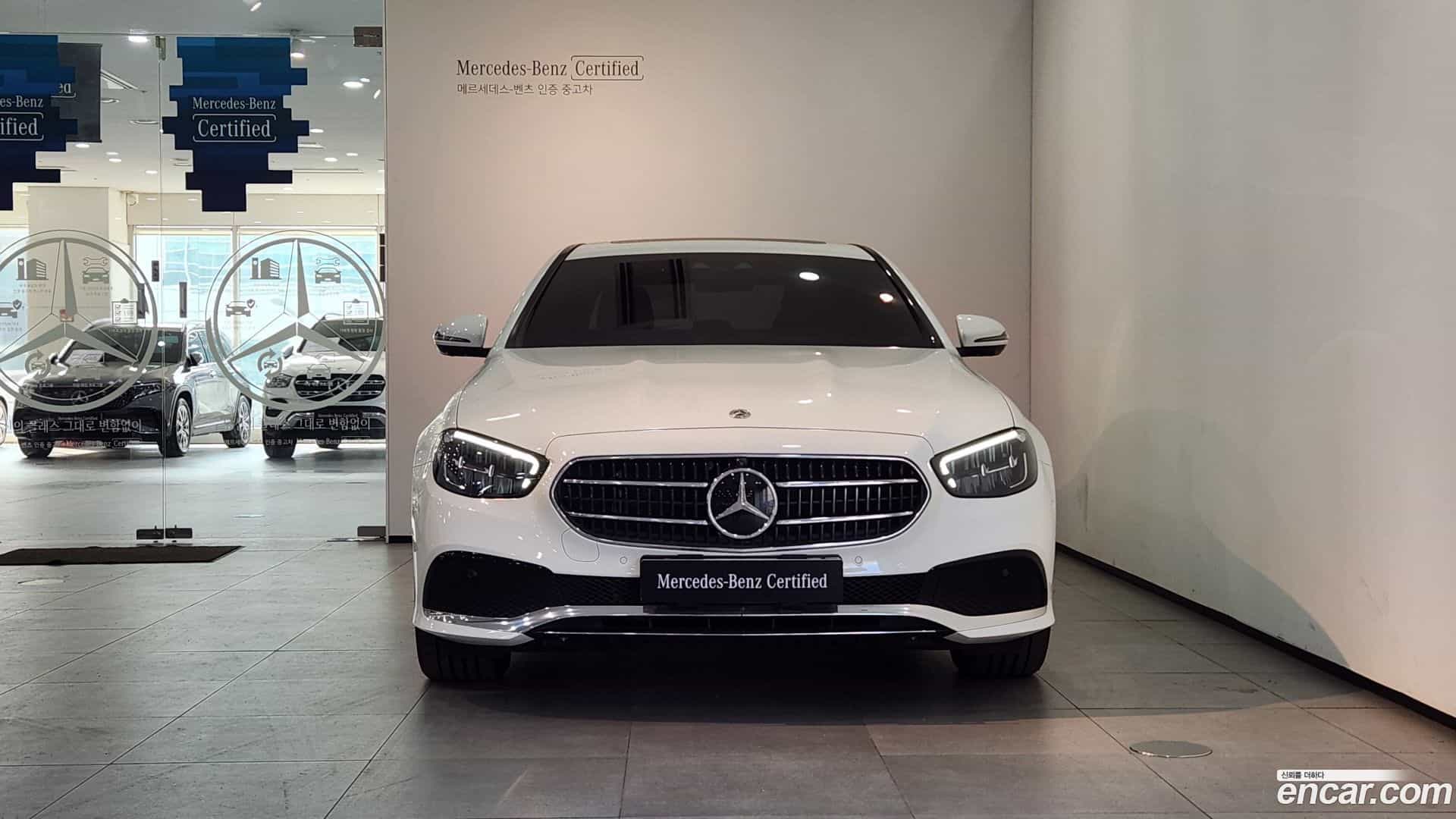 E-Class Mercedes-Benz 2023.11-OUTER-003