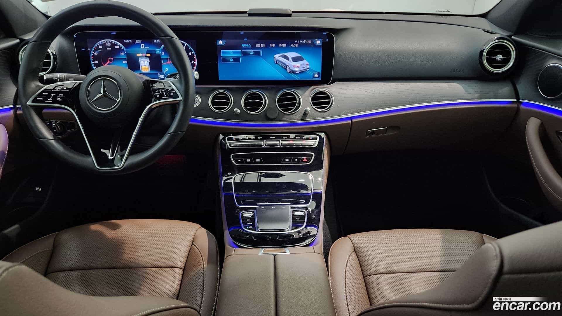 E-Class Mercedes-Benz 2023.11-INNER-007