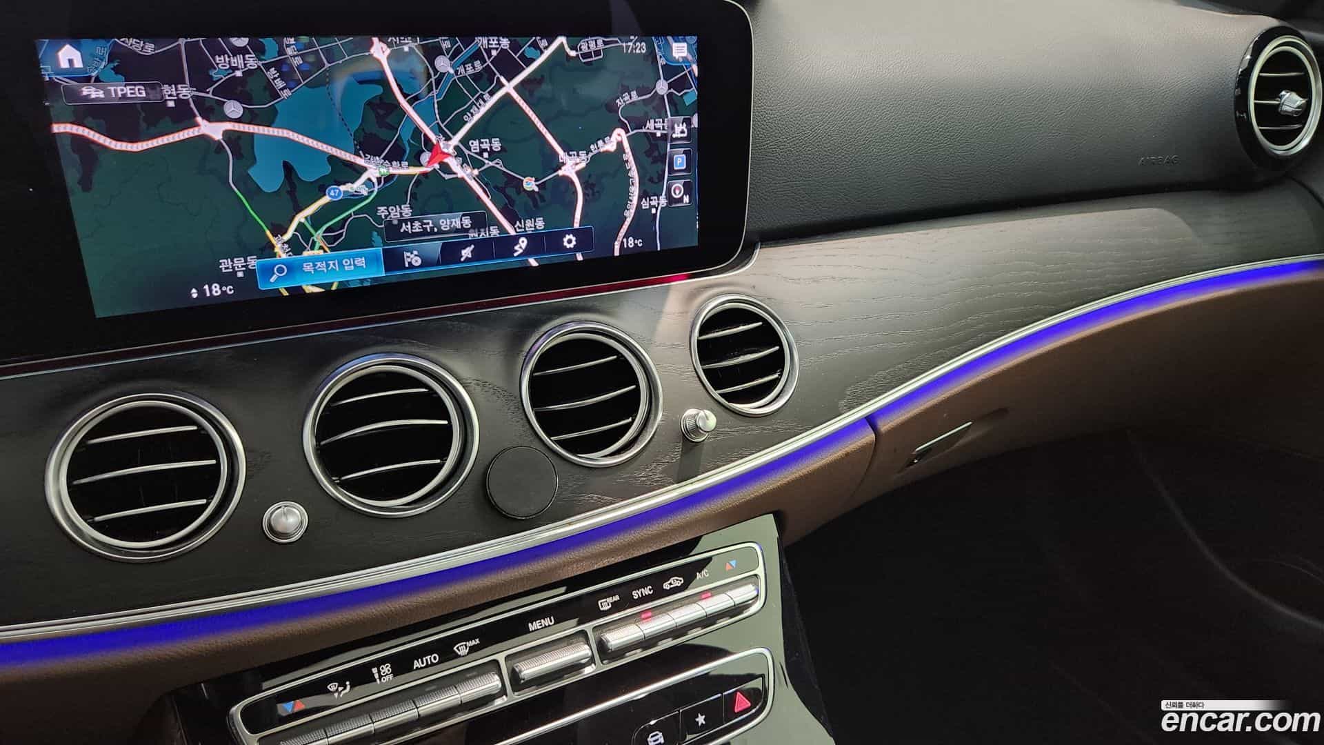 E-Class Mercedes-Benz 2023.11-OPTION-021